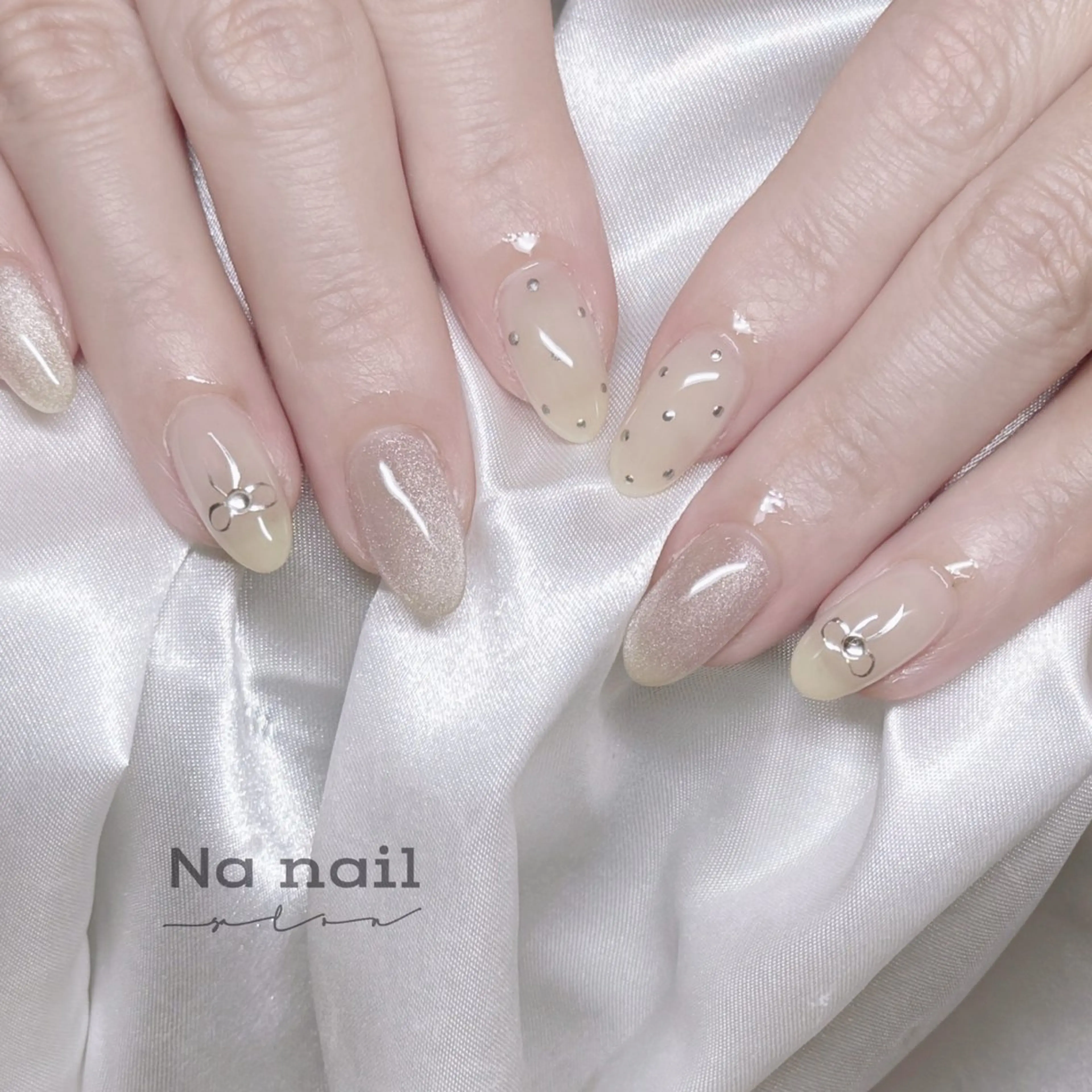 ネイル チークネイル フラッシュネイル フレンチネイル ジェルネイル グラデーション ハンドネイル ハンドケア CC Nail 高田馬場のネイルデザイン