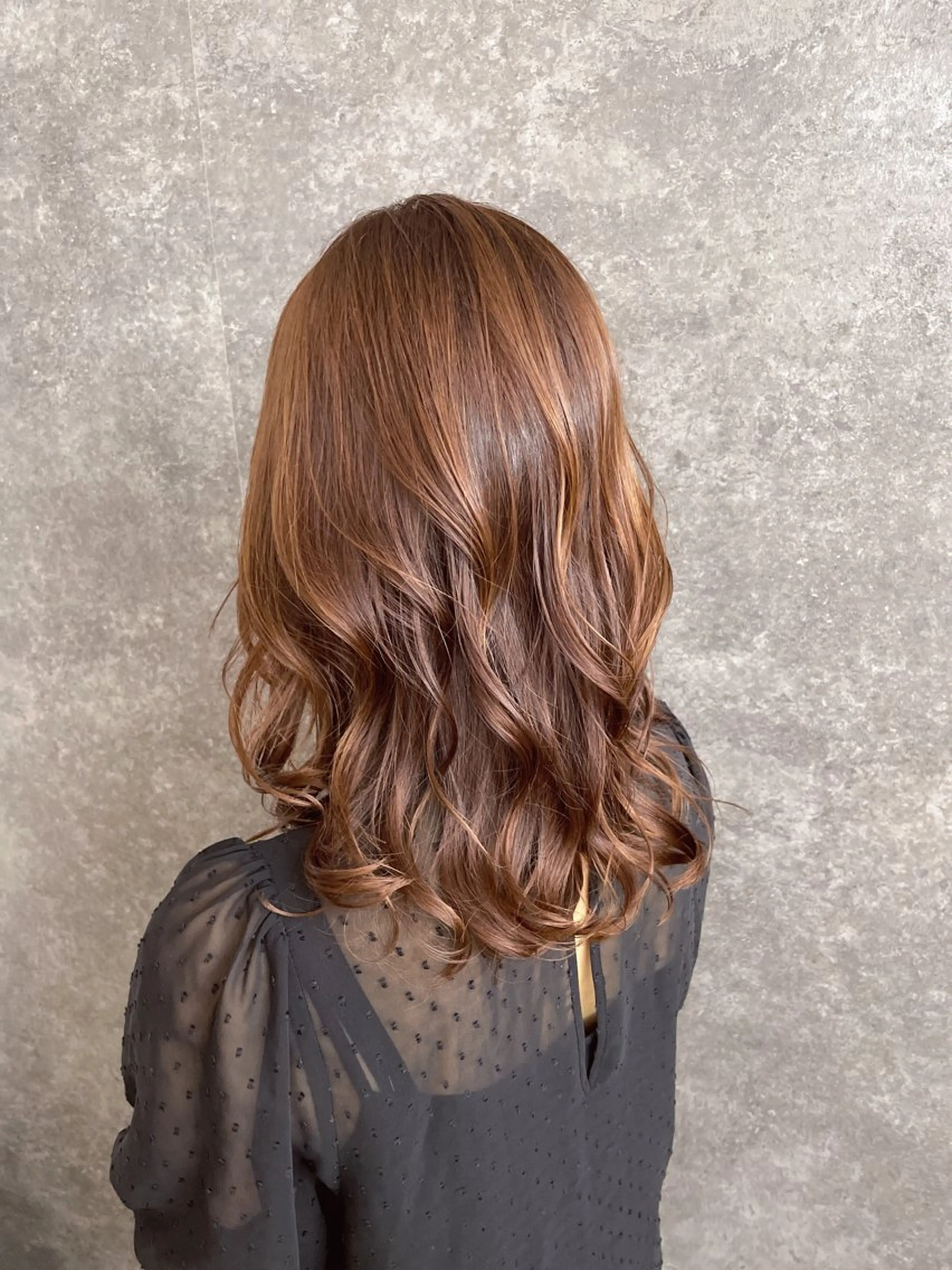 セミロング カット ヘアカラー 峯 琴奈のヘアスタイル