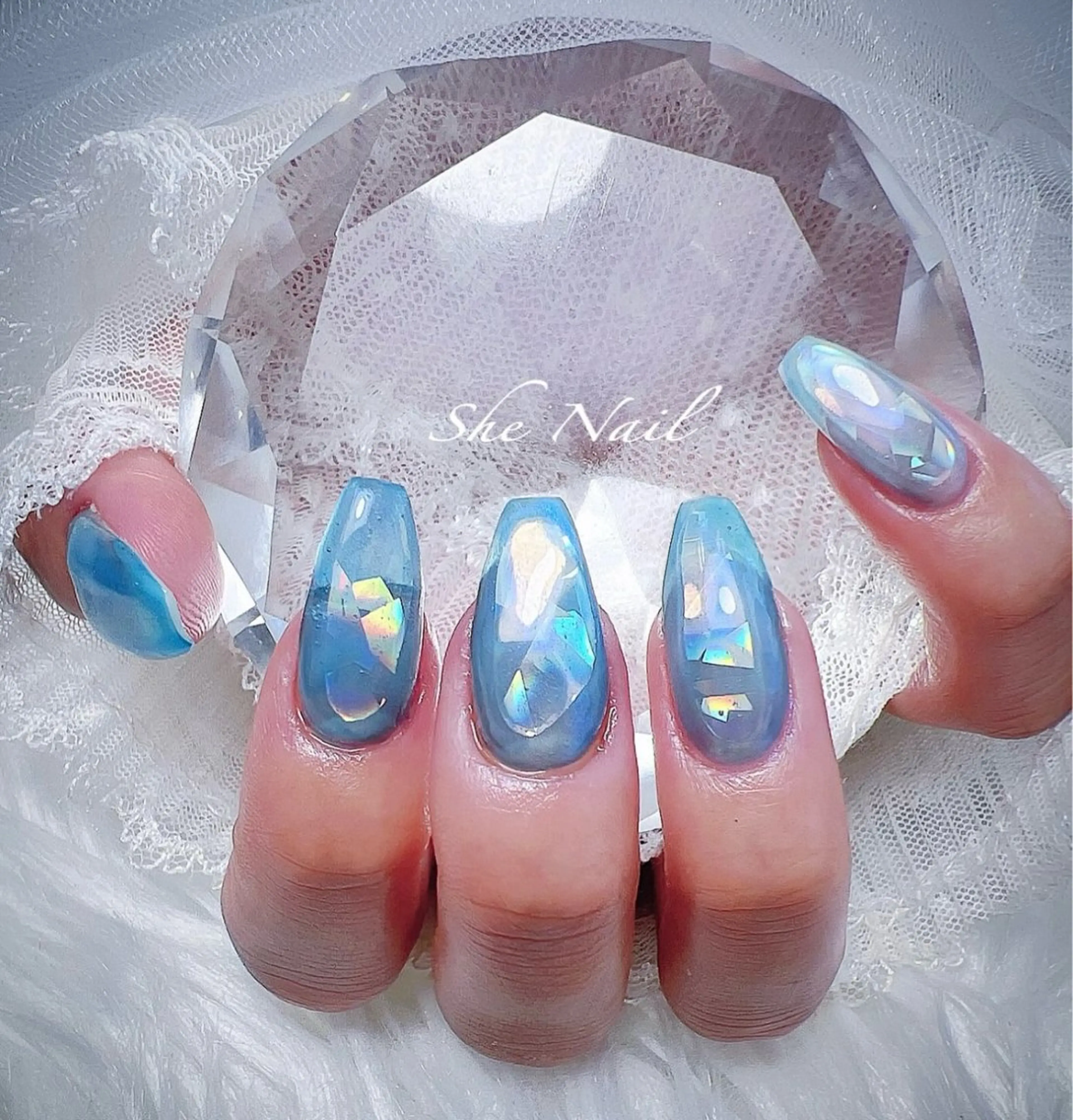 ネイル チークネイル ドット 長さ出し 氷ネイル・うるうるネイル マグネットネイル ハンドネイル She   Nail所属・ISA_ BELLAのネイルデザイン