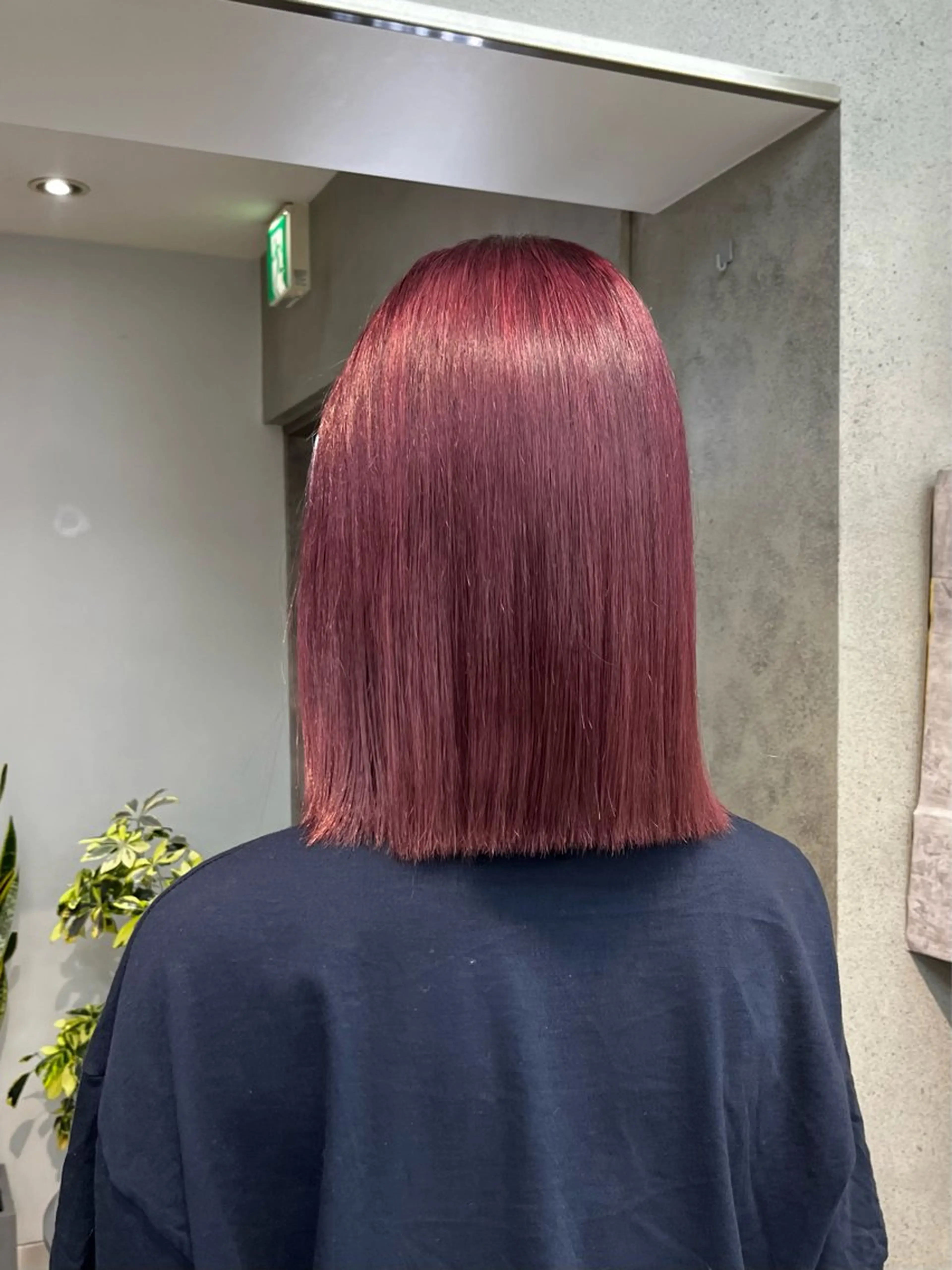 カラー ボブ・顔まわり 💎愛唯(めい)のヘアスタイル