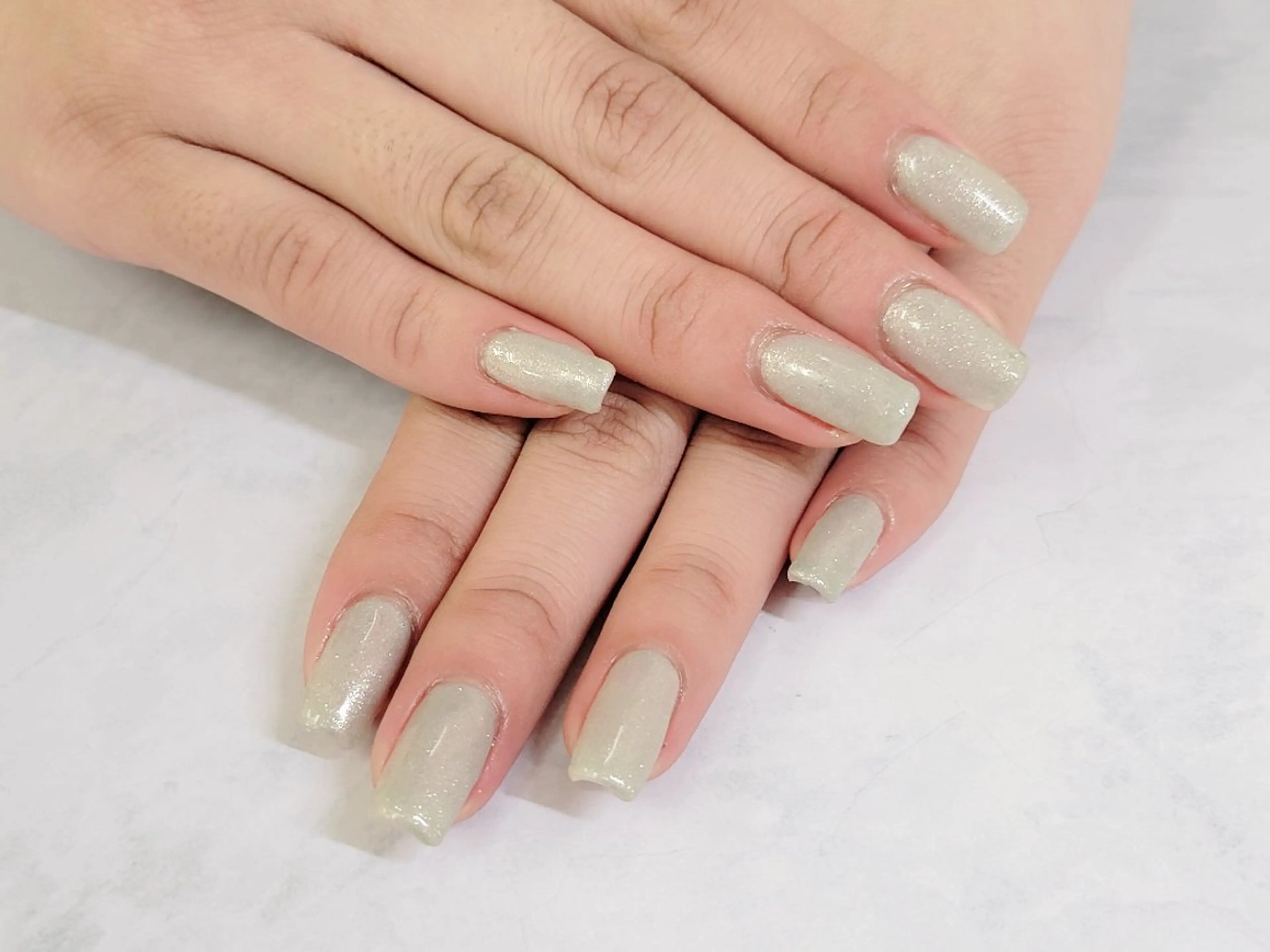 ネイル シルバー アンビアンテ浦和店所属・アンビアンテ 🐰 大山のネイルデザイン