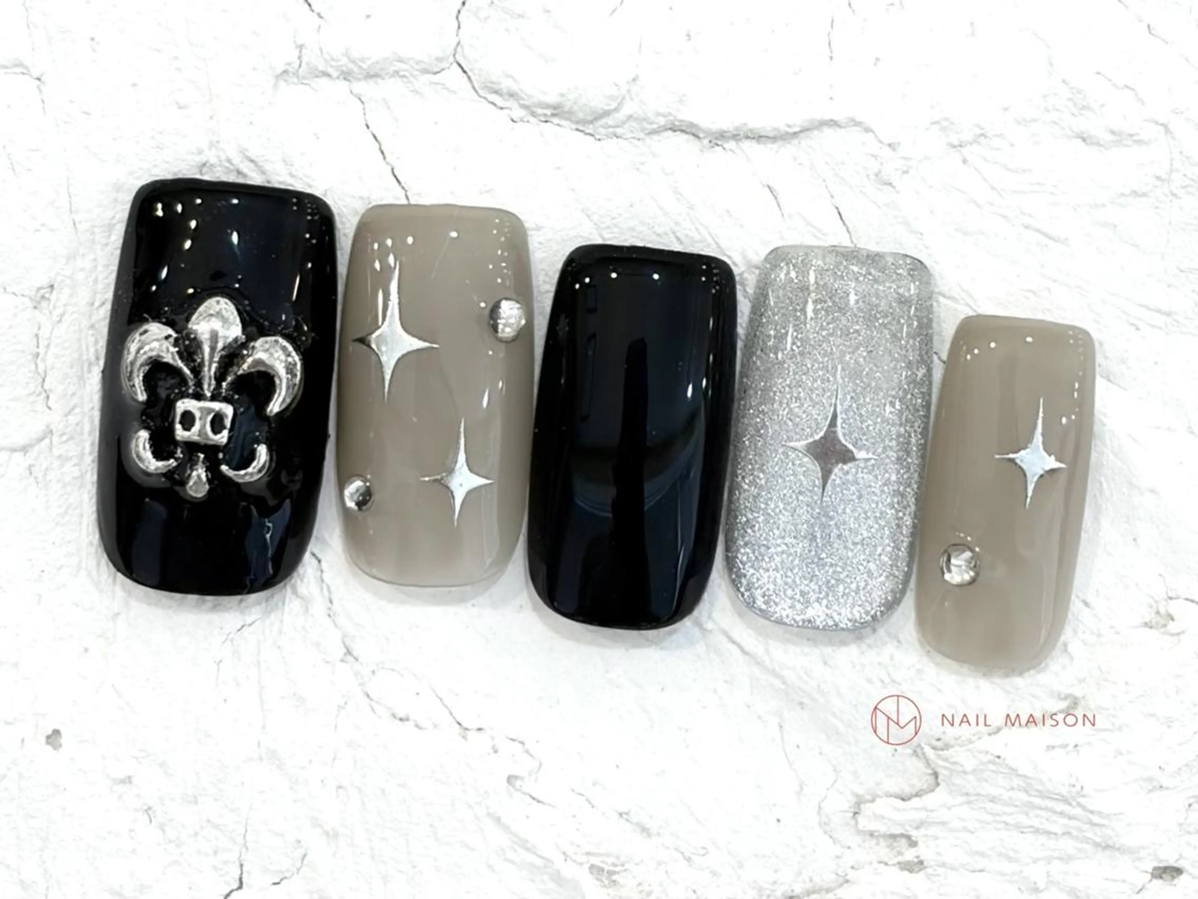 ネイル GOTOU Kのネイルデザイン