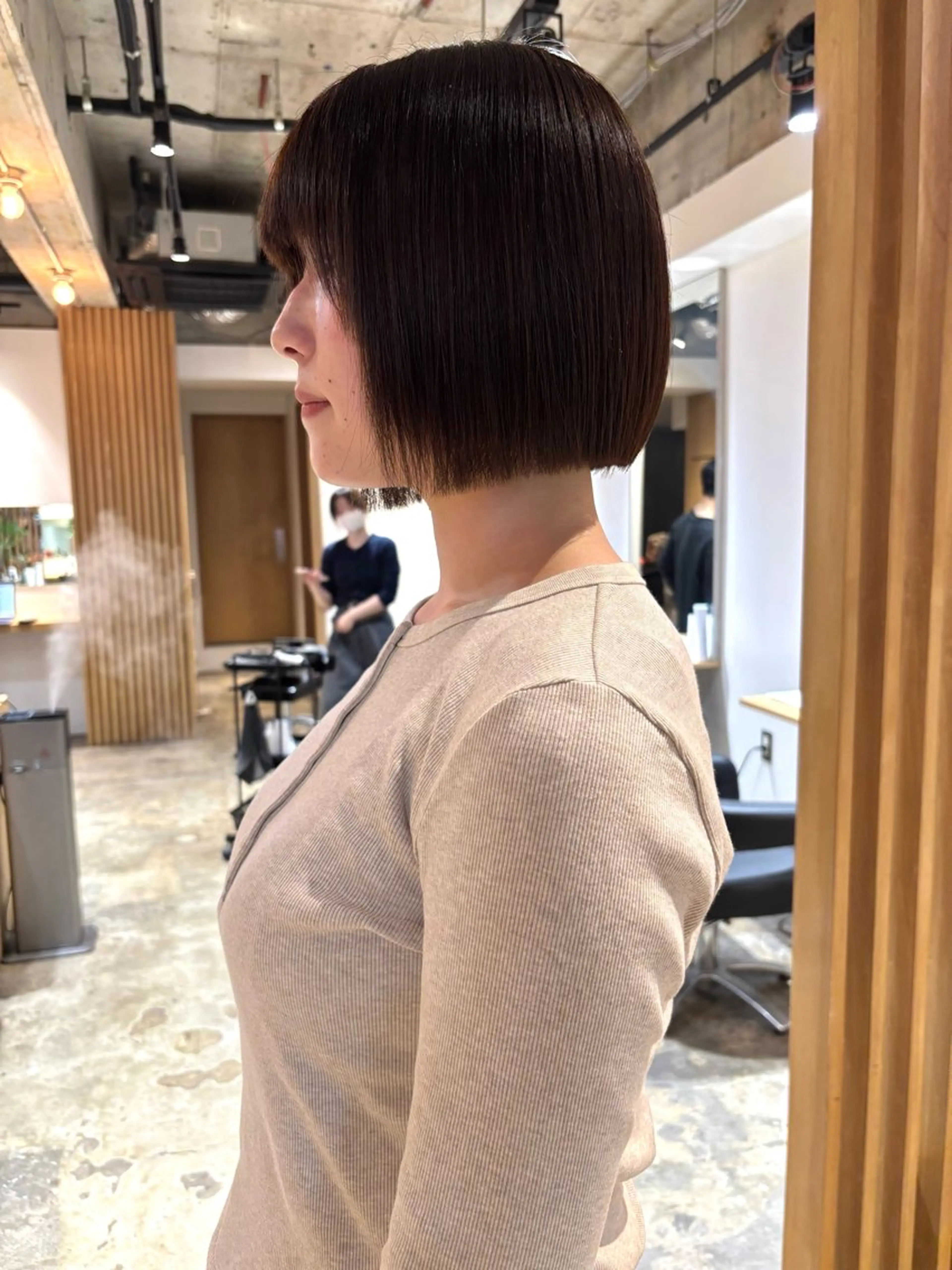 ショート カラー ベージュカラー ボブ カット ヘアカラー トリートメント 🤎カット/ブリーチ /縮毛矯正/大宮🤎のヘアスタイル