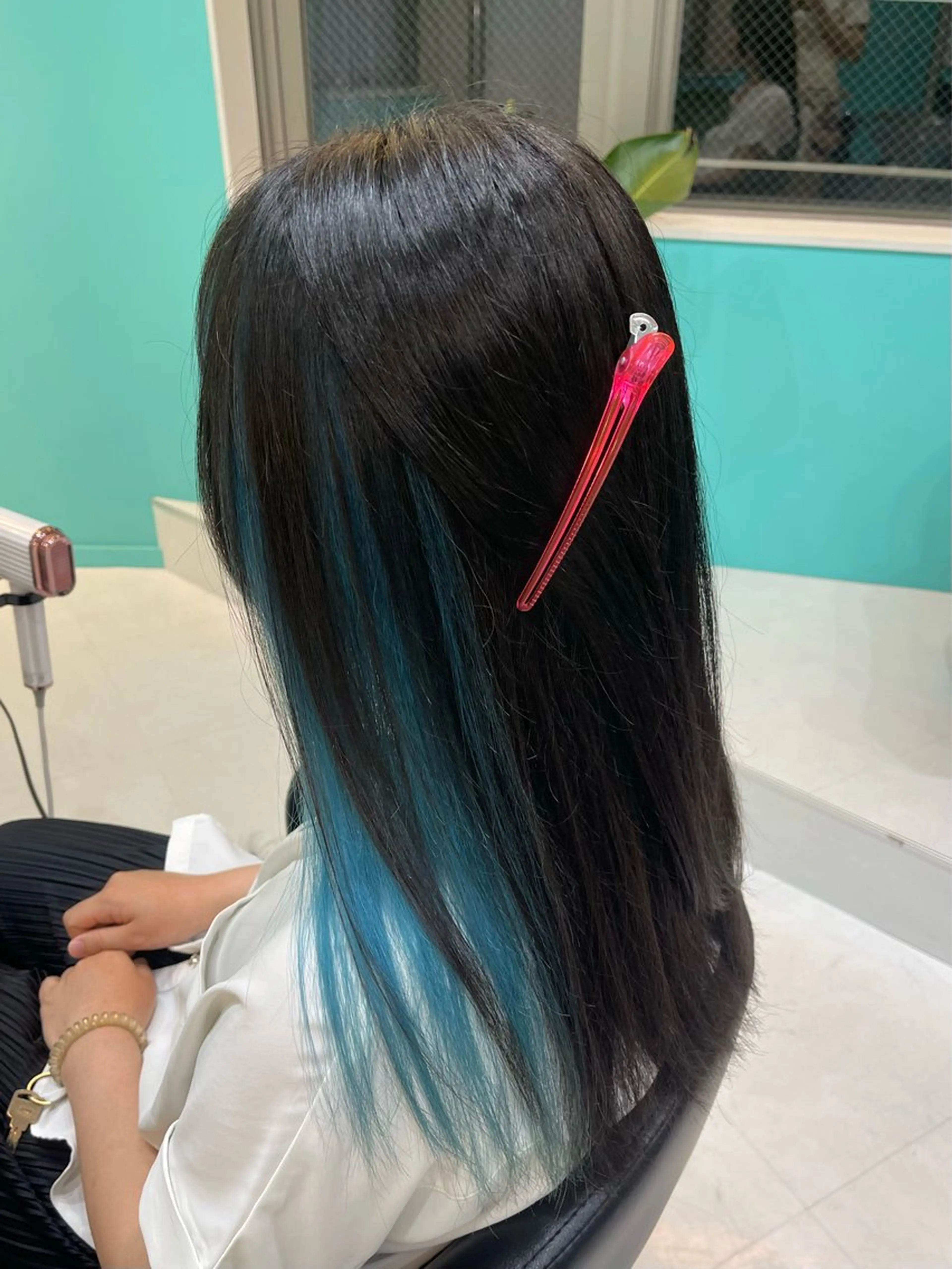 セミロング カラー ヘアカラー mana/メンズ/ ヘアセット/ブリーチのヘアスタイル