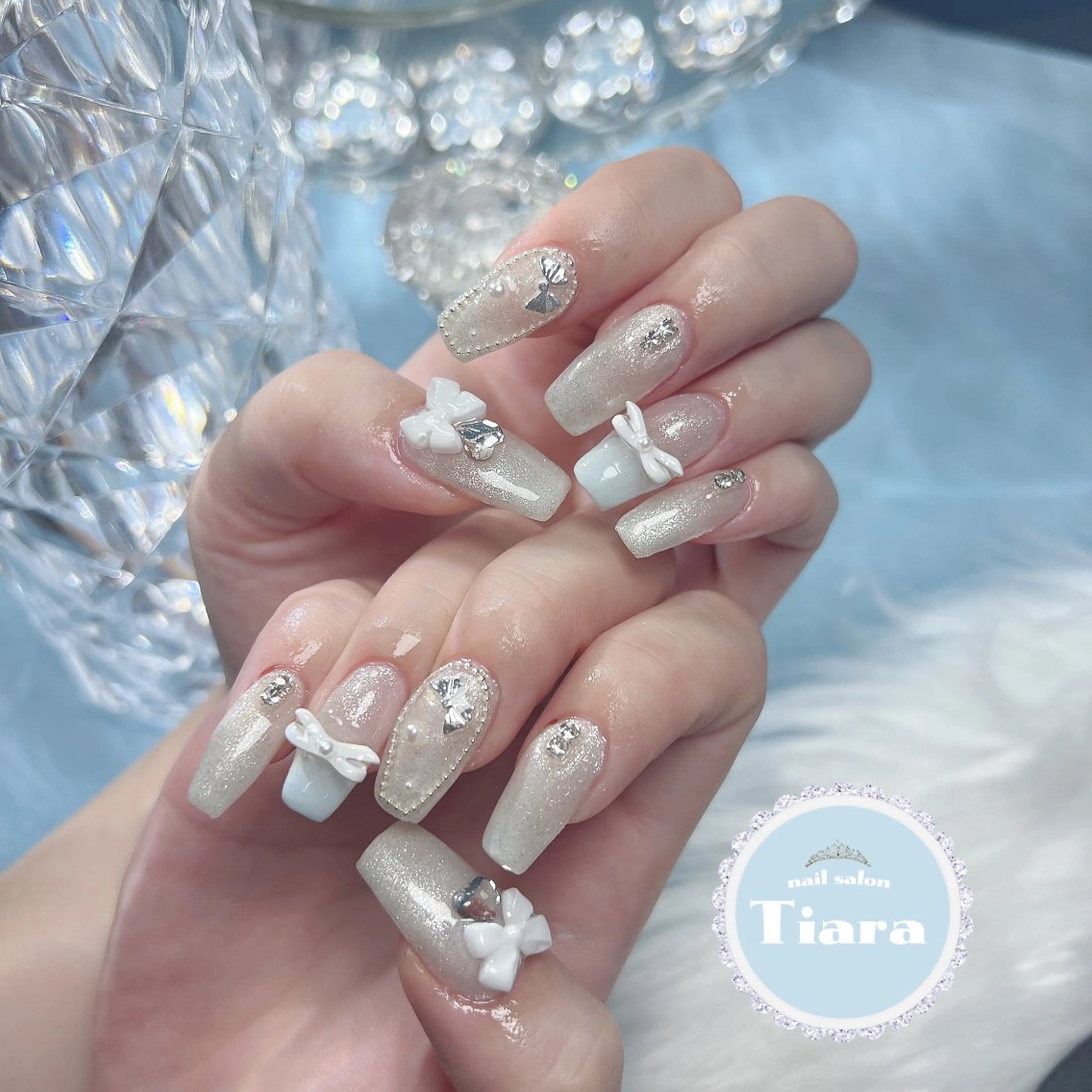 ネイル 水色 ＆NAIL. Rio所属・groovy 新宿店のネイルデザイン