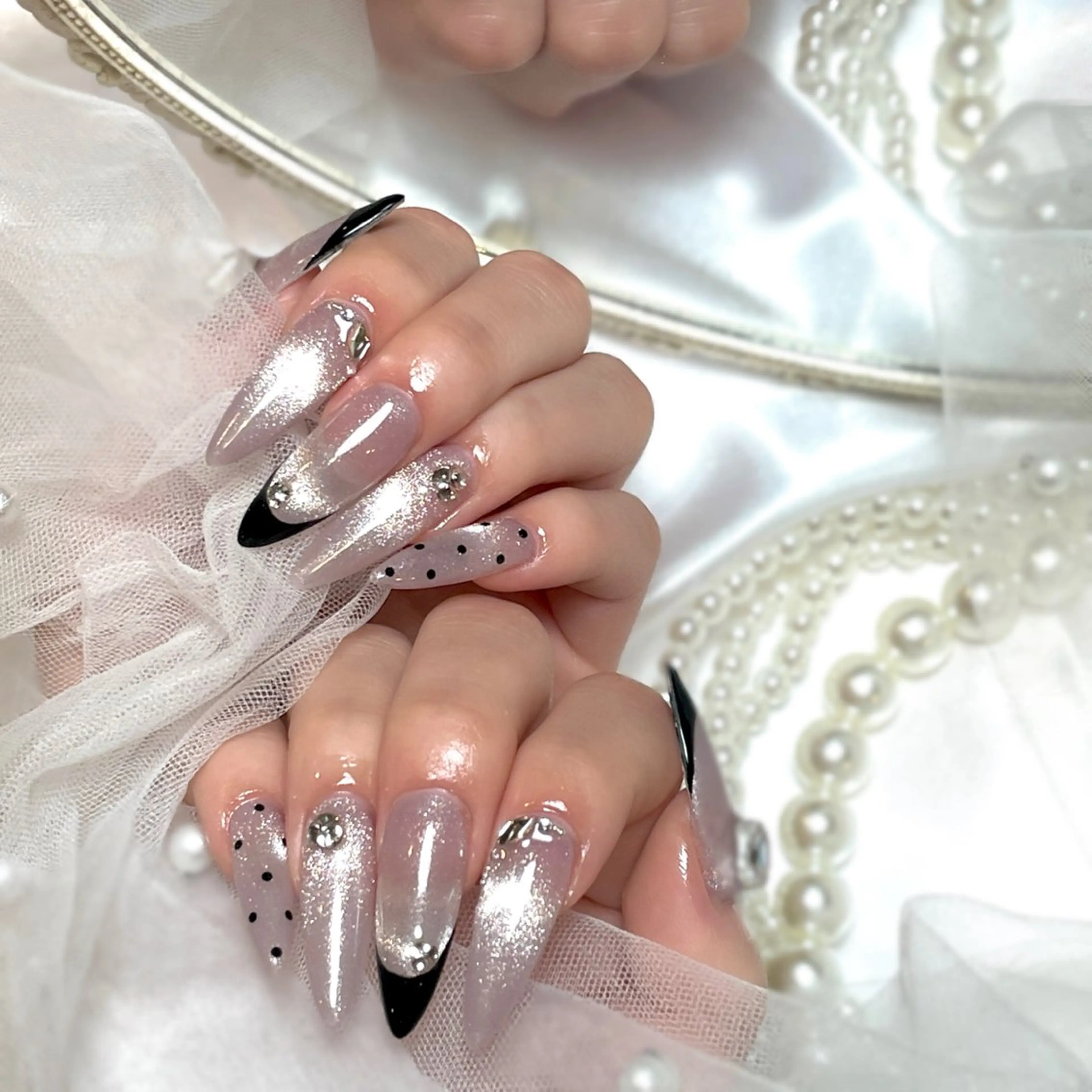 ネイル マグネットネイル ワンホンネイル ハンドネイル nailsalon Moa【モア】所属・yurika 🌷.*･ﾟのネイルデザイン