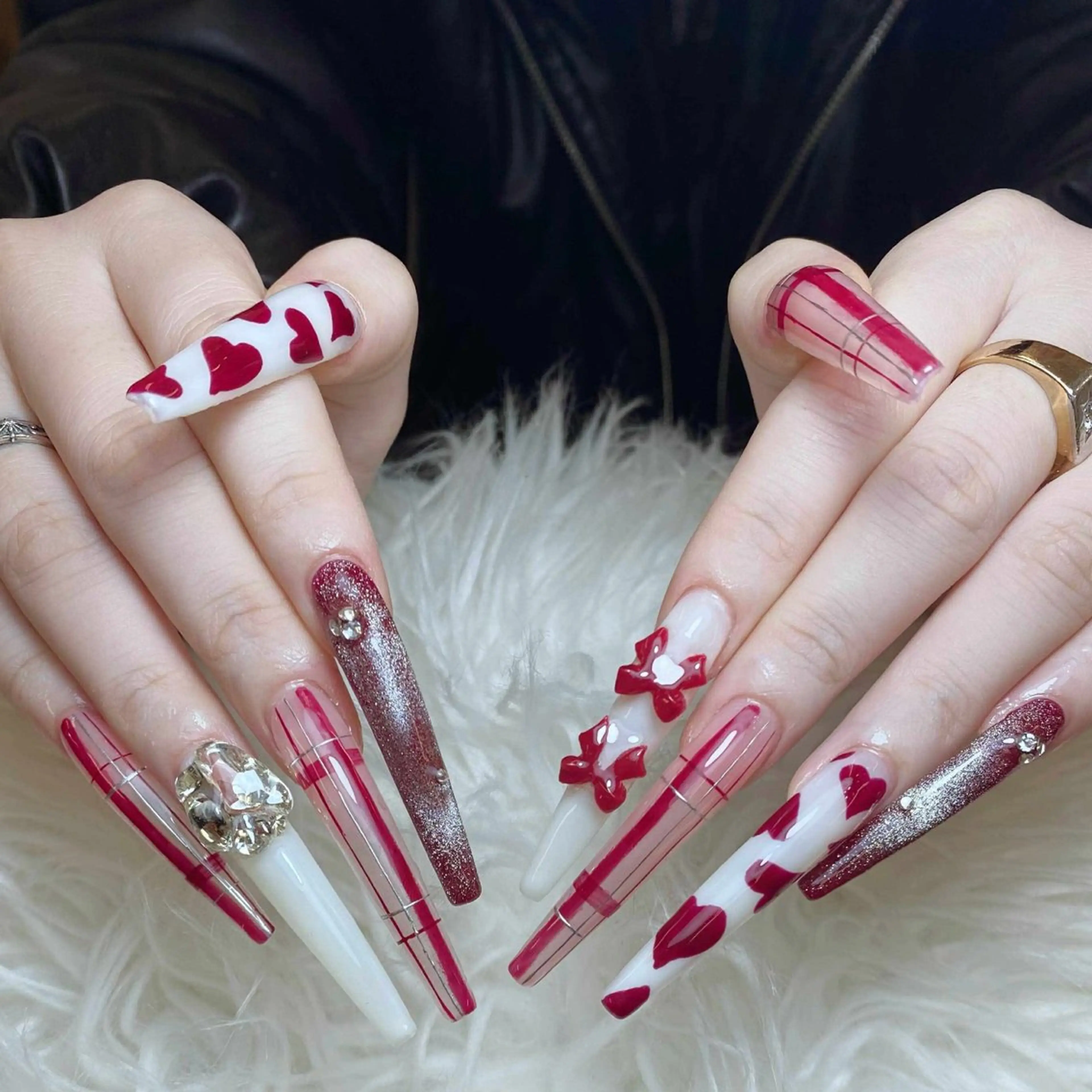 ネイル ハンドネイル ミン ゴテゴテネイルのネイルデザイン