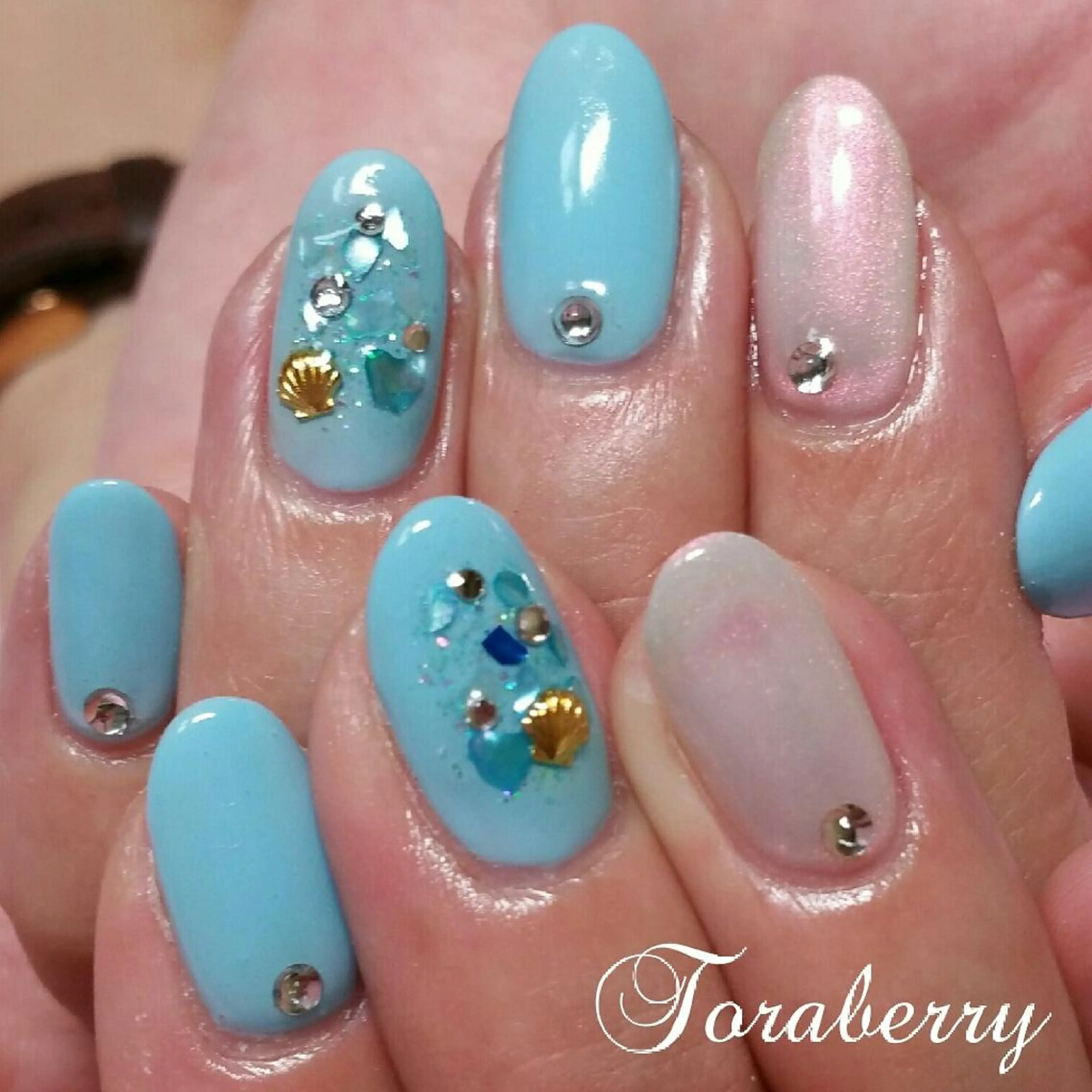 ネイル ネイリスト なつみのネイルデザイン