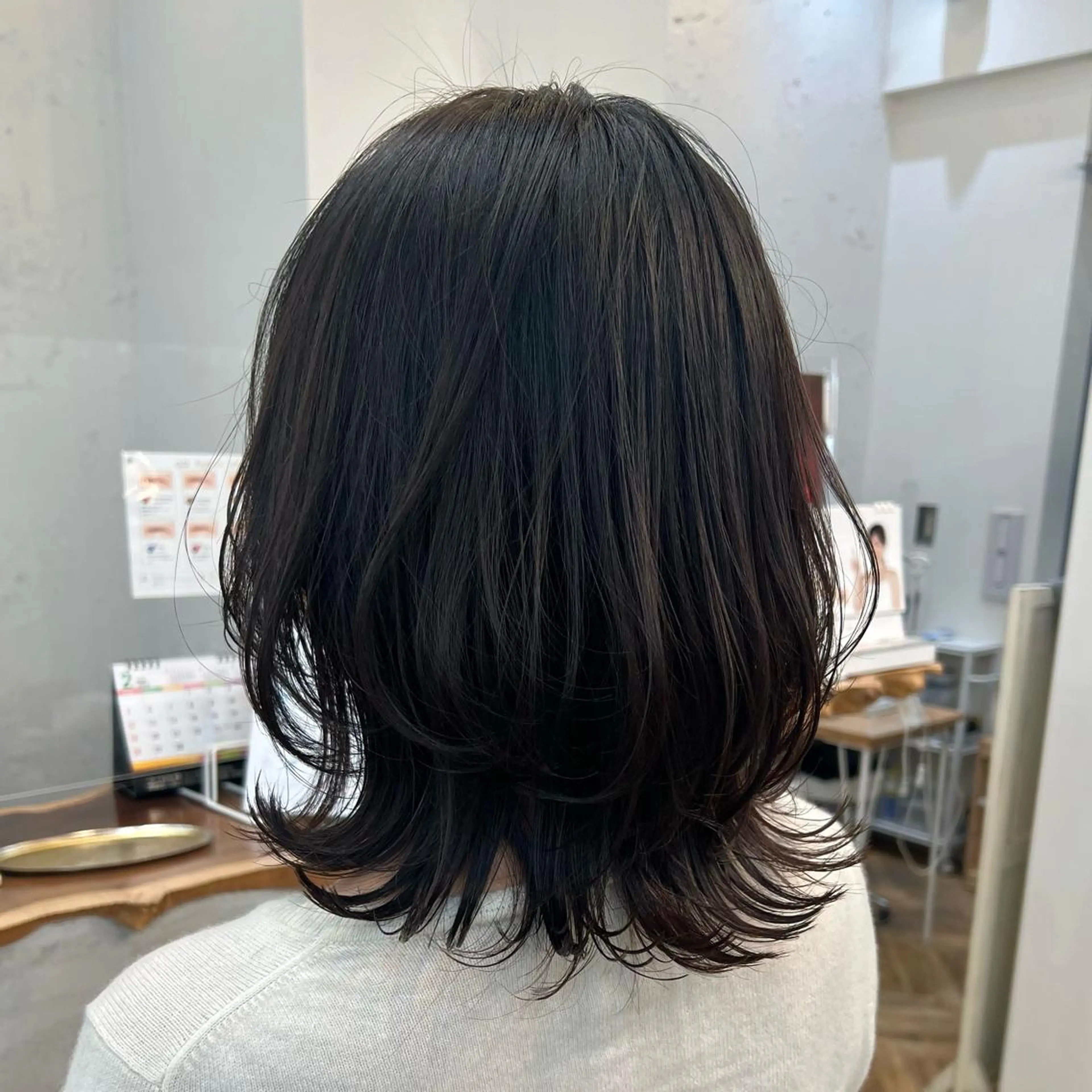 ミディアム ミディアムレイヤー くびれヘア レイヤーカット Eleanor spa&treatment藤沢所属・Eleanoa 🌿藤沢店のヘアスタイル