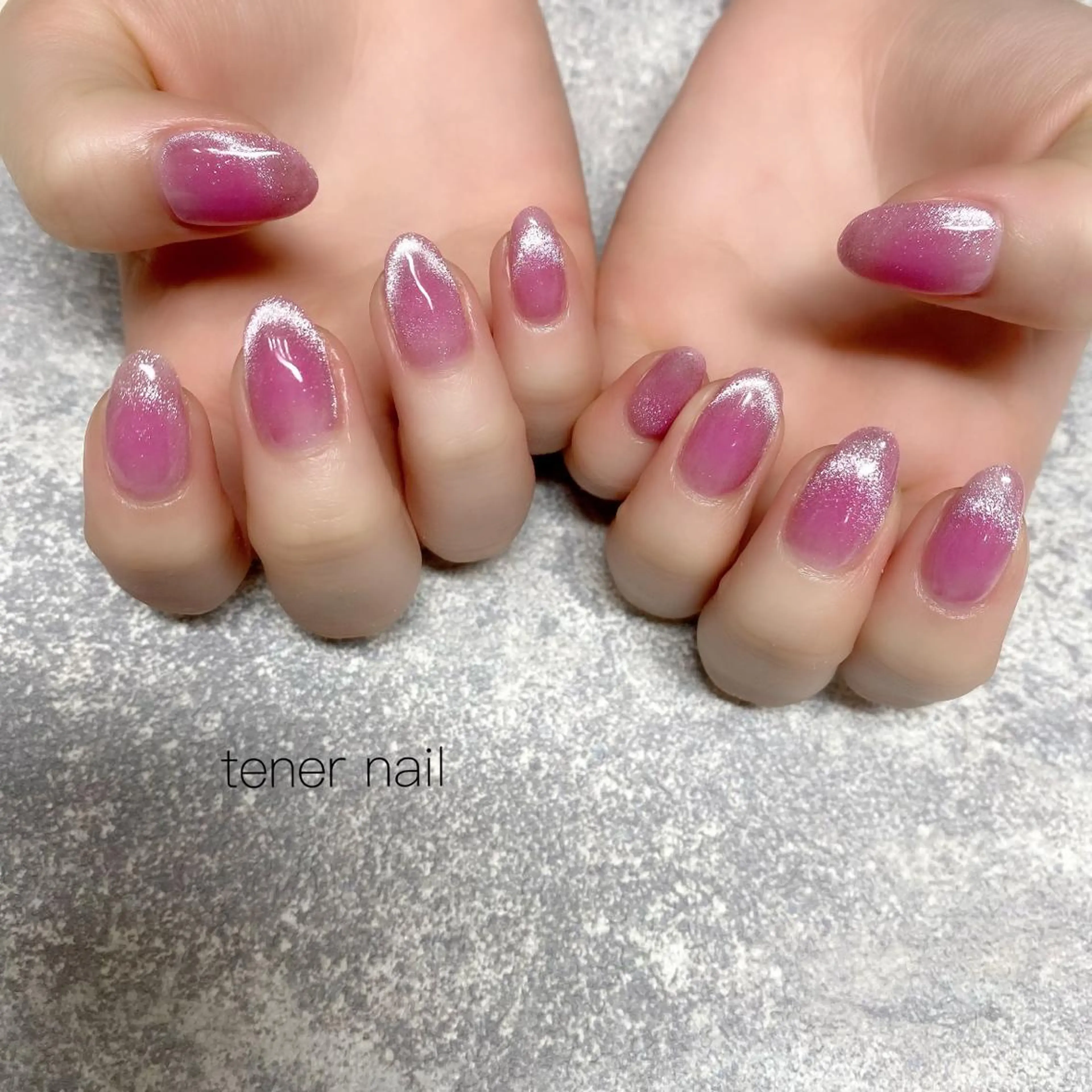 ネイル チークネイル グラデーション マグネットネイル tener  nail  テネルネイル所属・テネルネイル tener nailのネイルデザイン