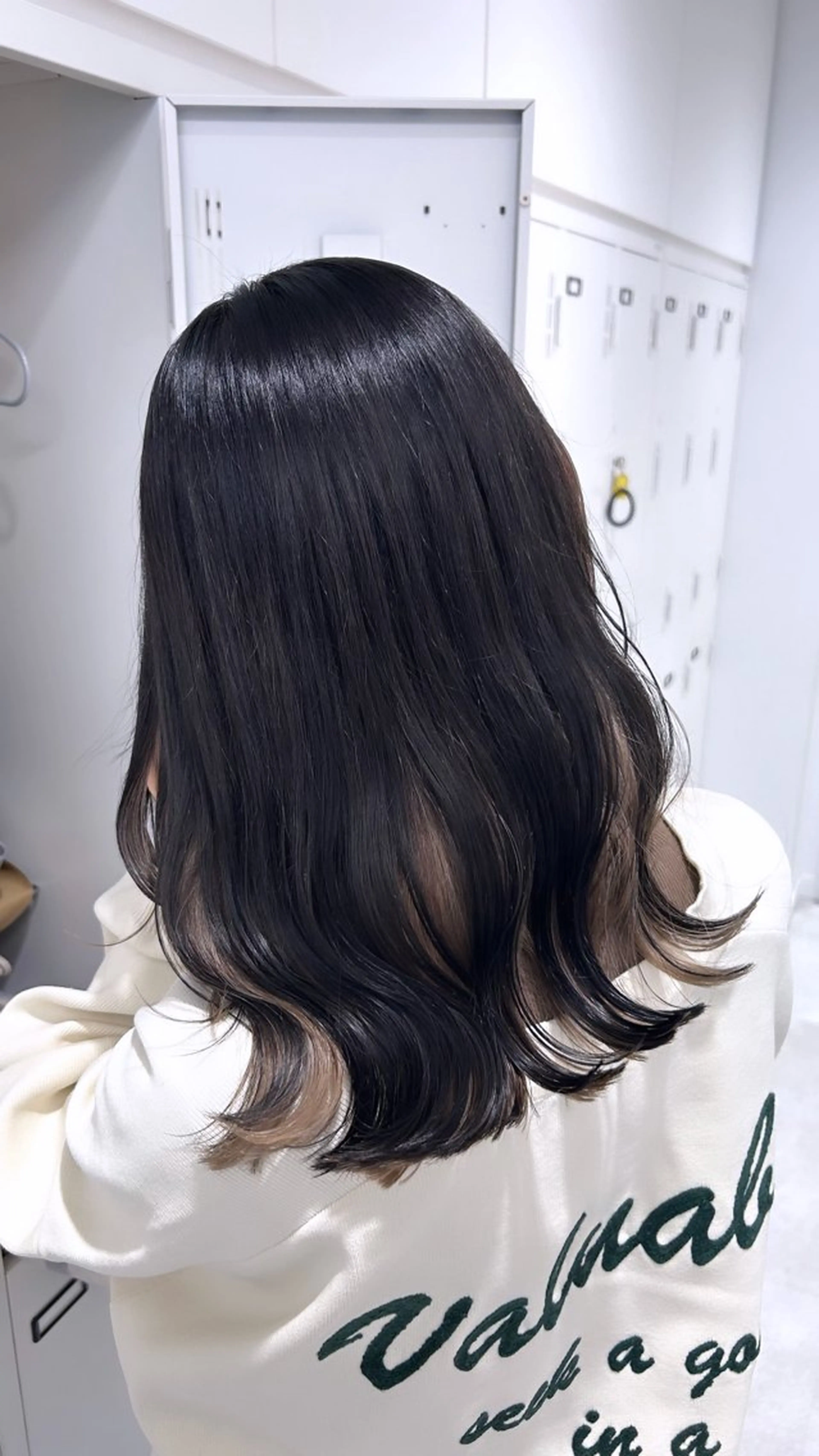 ミディアム 透明感ハイトーン特化 /ケアブリーチ/莉駒のヘアスタイル