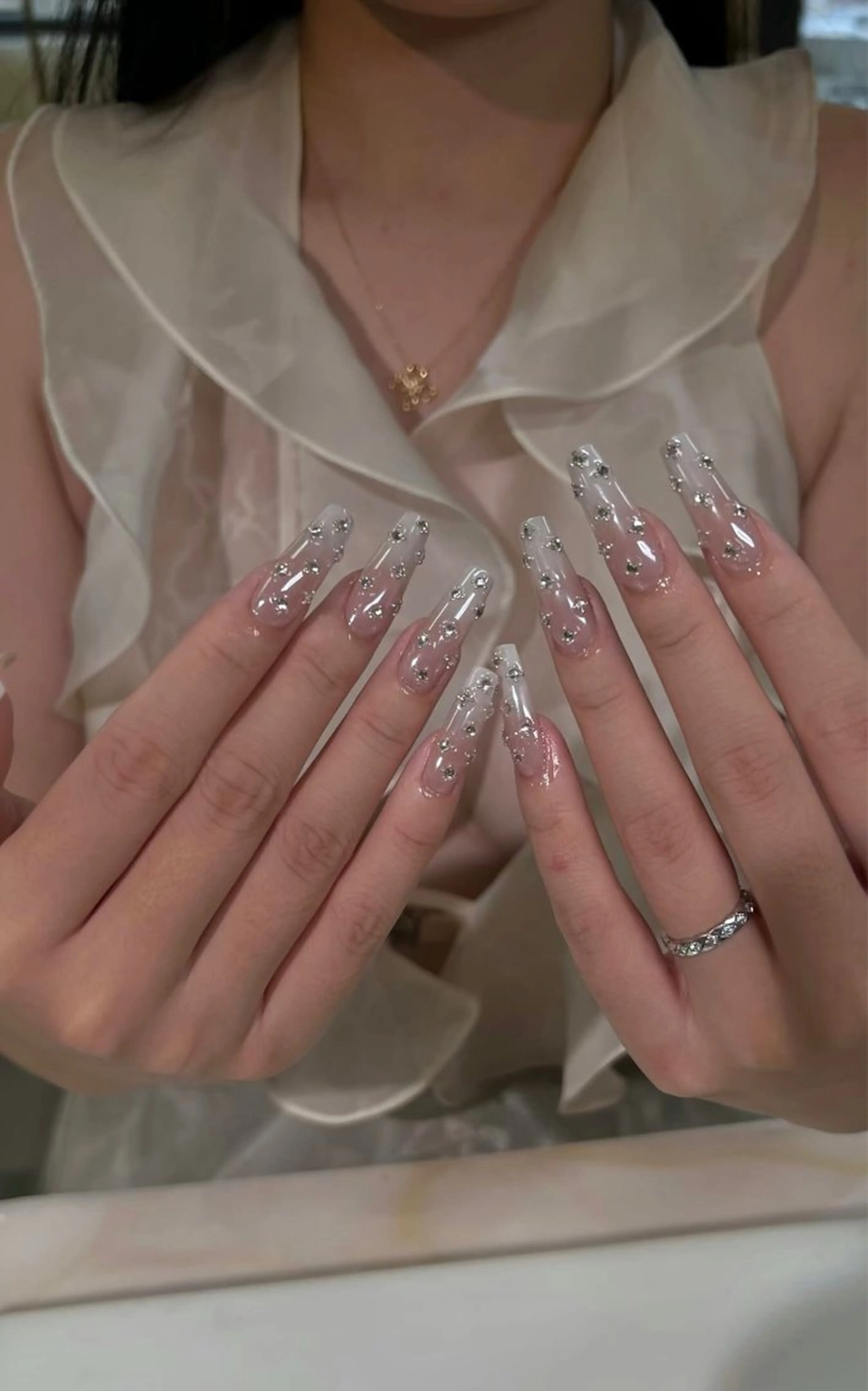 ネイル チークネイル フットネイル フレンチネイル グラデーション 韓国ネイル Ribbonnail salonのネイルデザイン