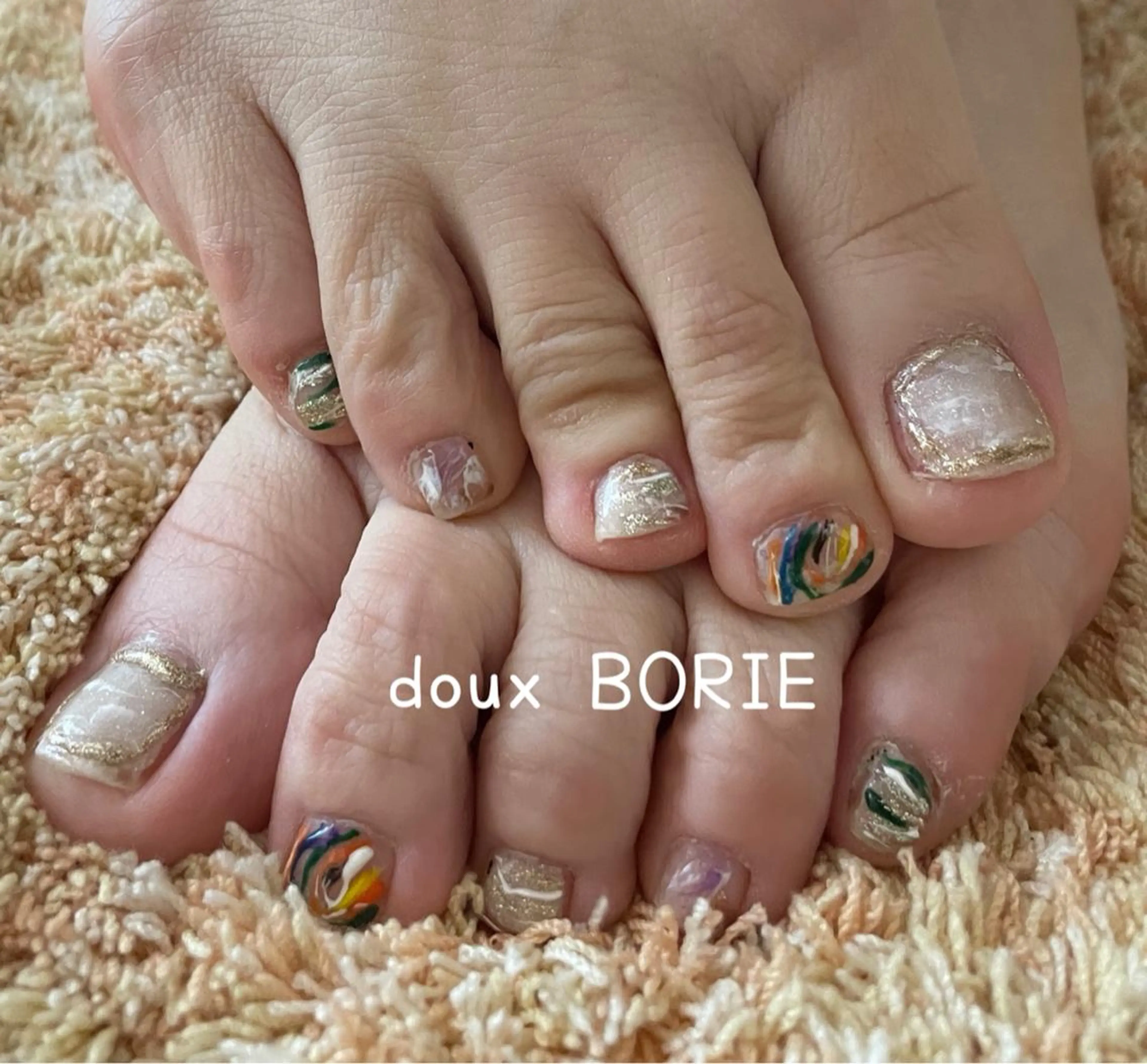 ネイル フットネイル doux BORIEのネイルデザイン