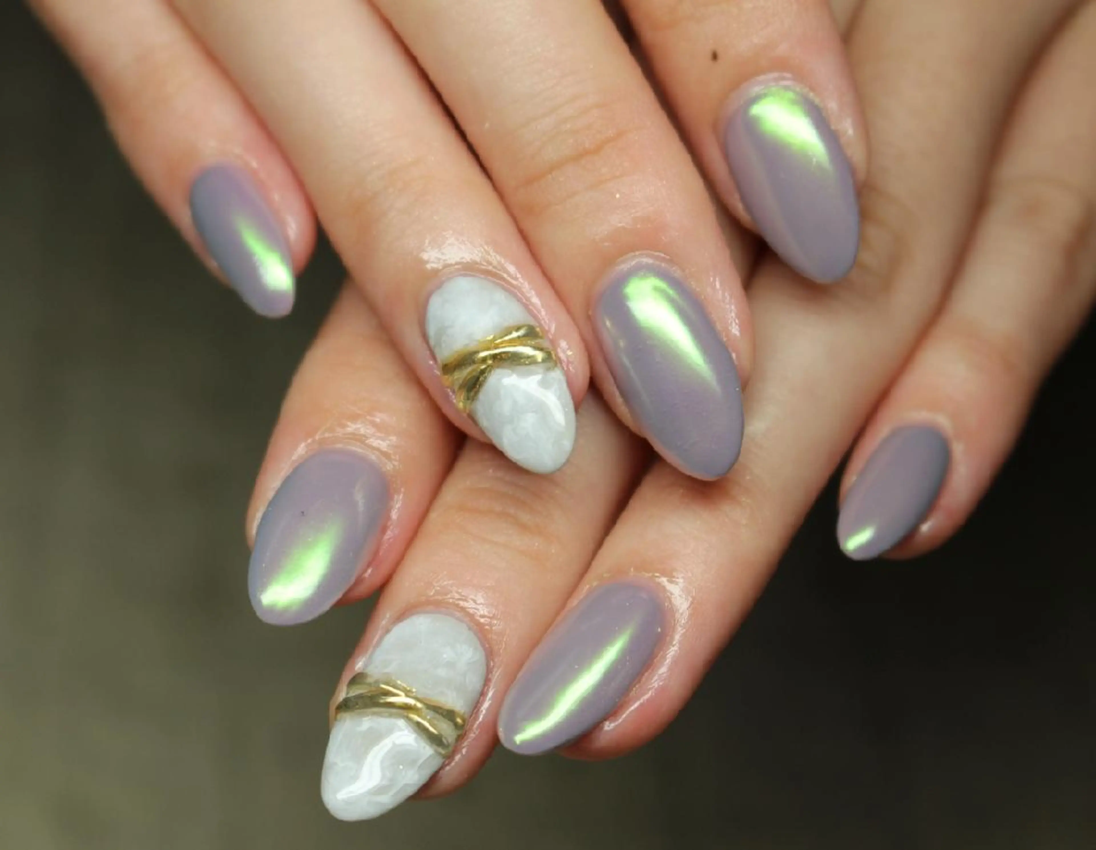 ネイル ミラーネイル yu-a☆  ネイル ＆ホワイトニングのネイルデザイン