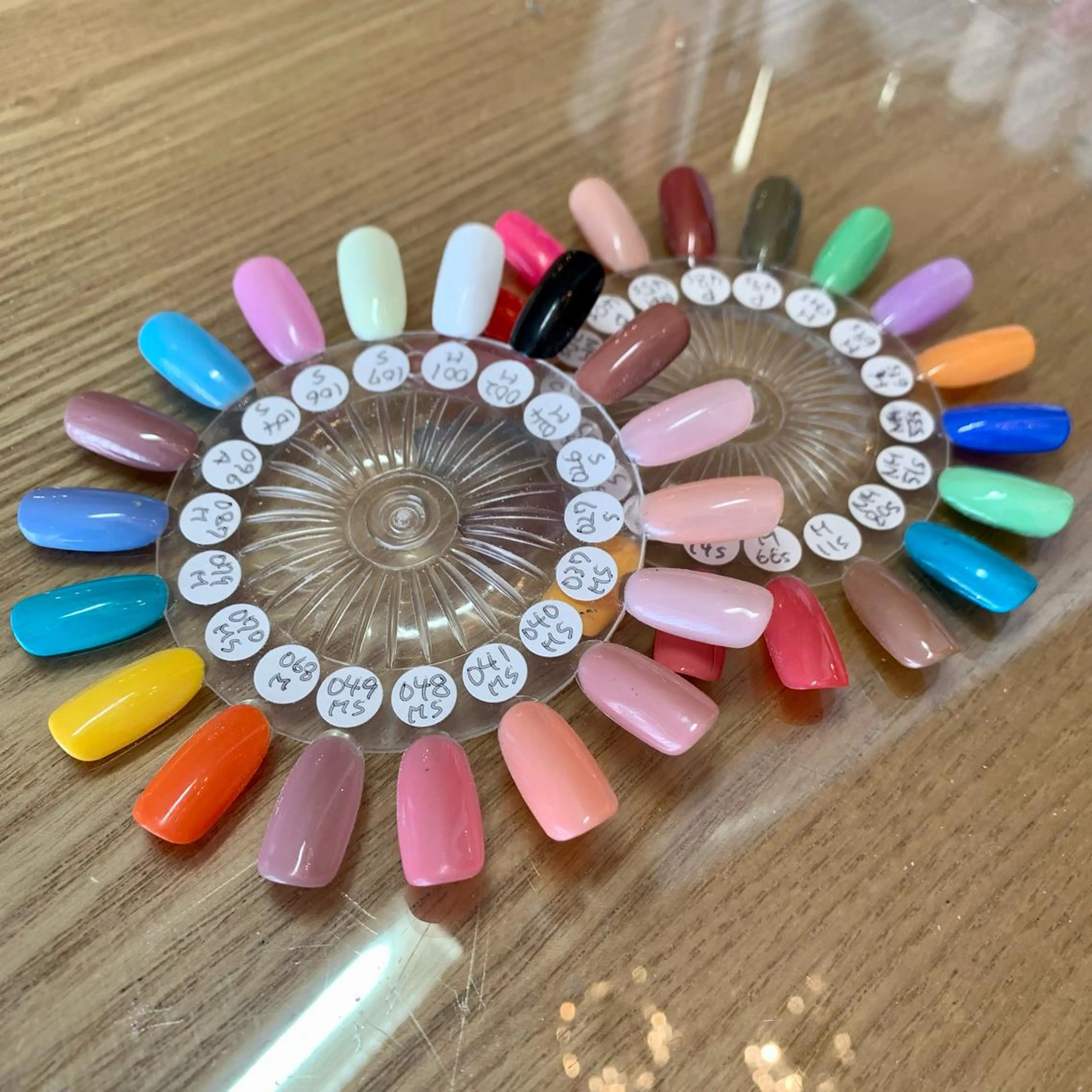 ネイル GO TODAY シェアサロン 表参道Colore店所属・K. Ayanaのネイルデザイン