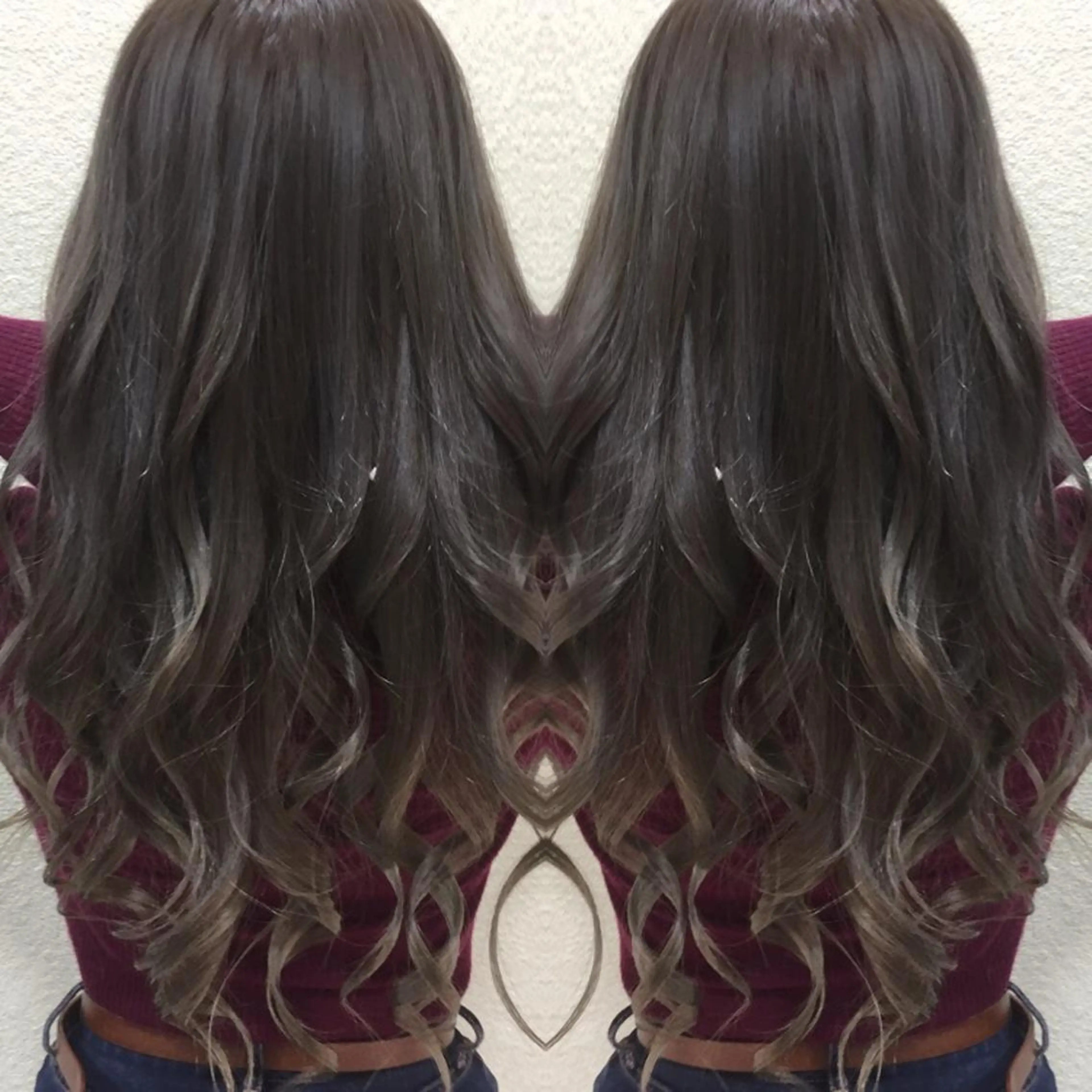 ロング カラー グレージュ 髪質改善特化サロン ICONIQ天神店のヘアスタイル