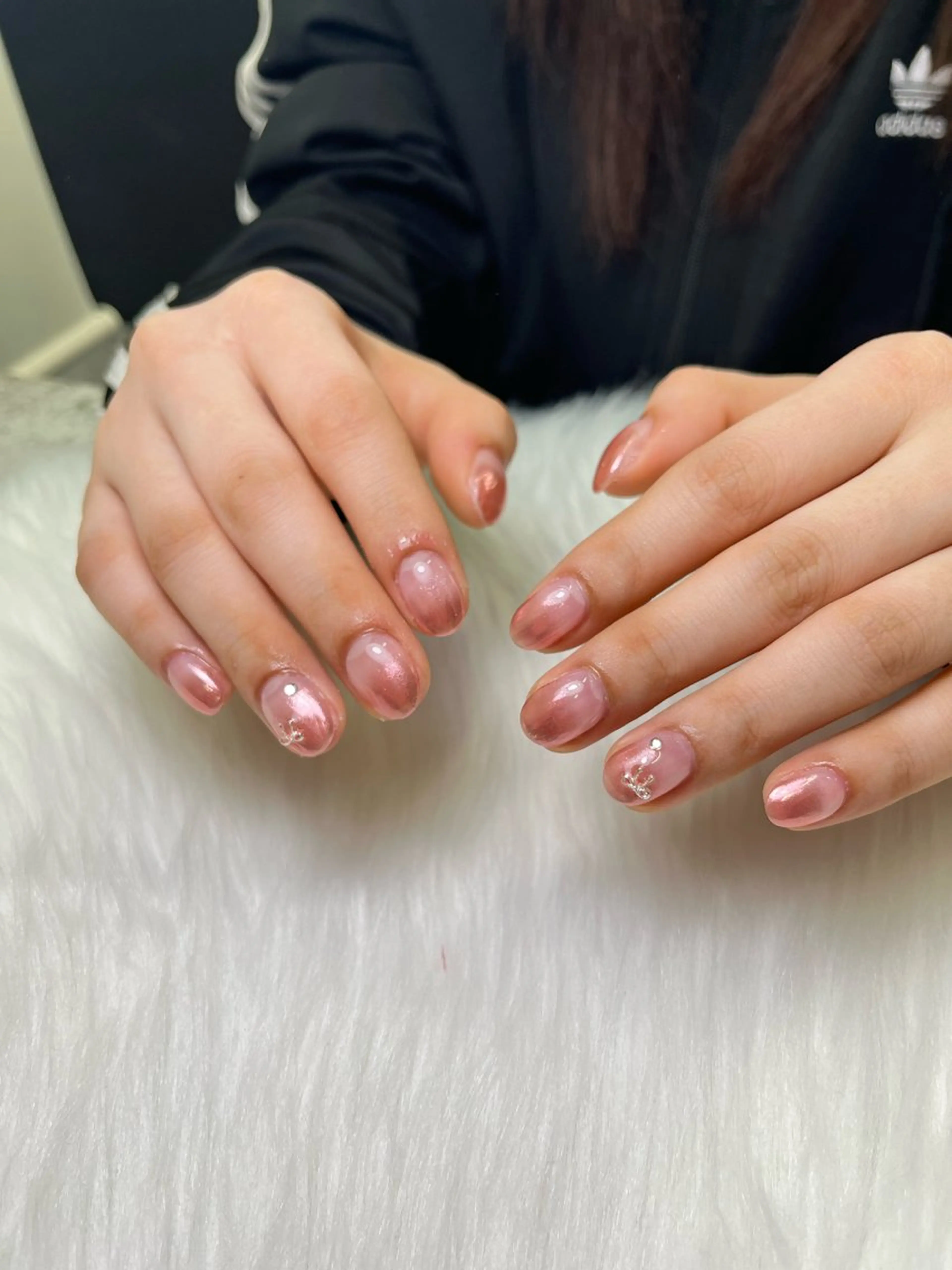 ネイル ハンドネイル フットネイル limo/ kotomiのネイルデザイン