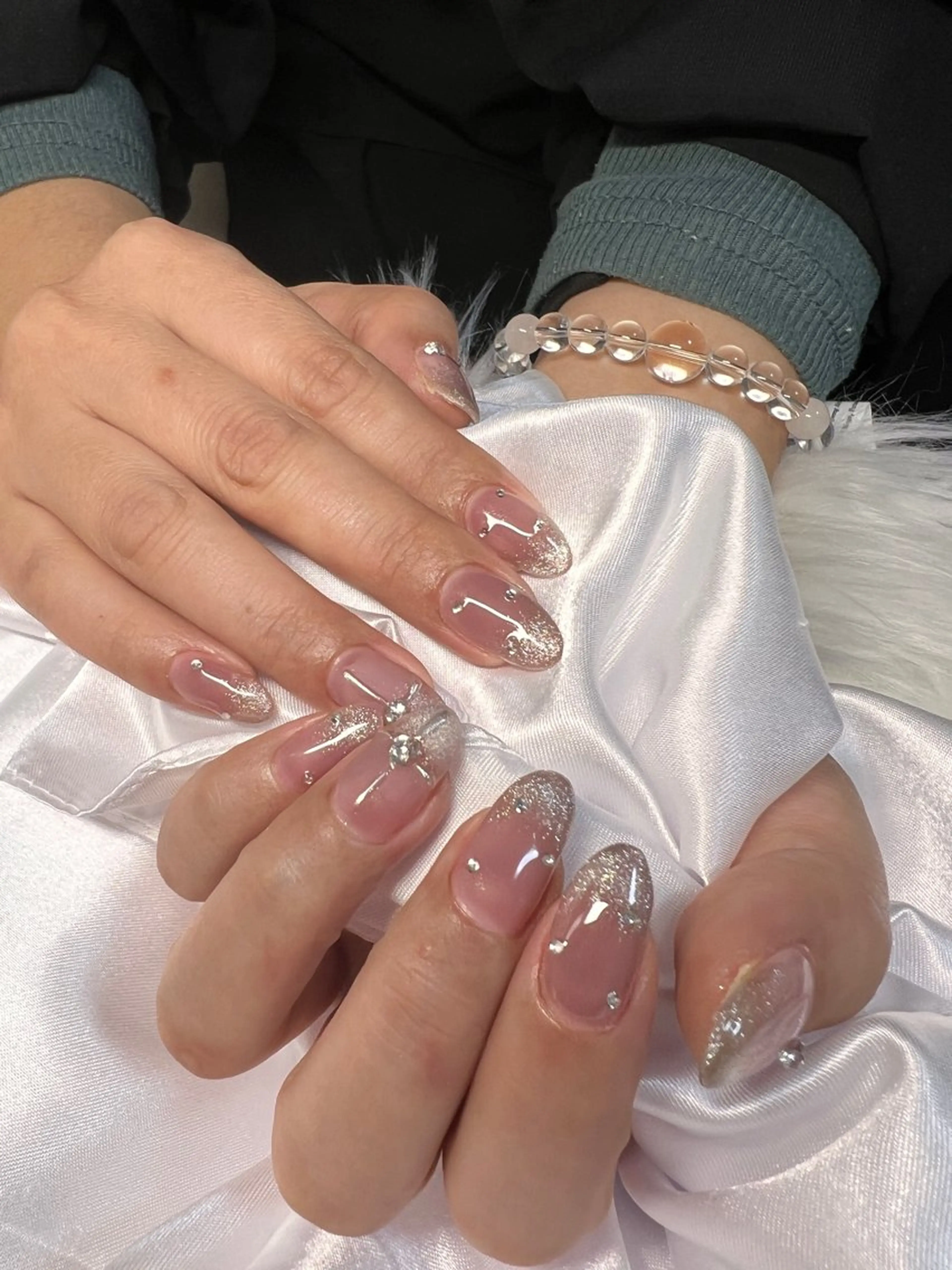 ネイル グラデーション マグネットネイル ミラーネイル lupo エステ.ネイルのエステ・リラクイメージ