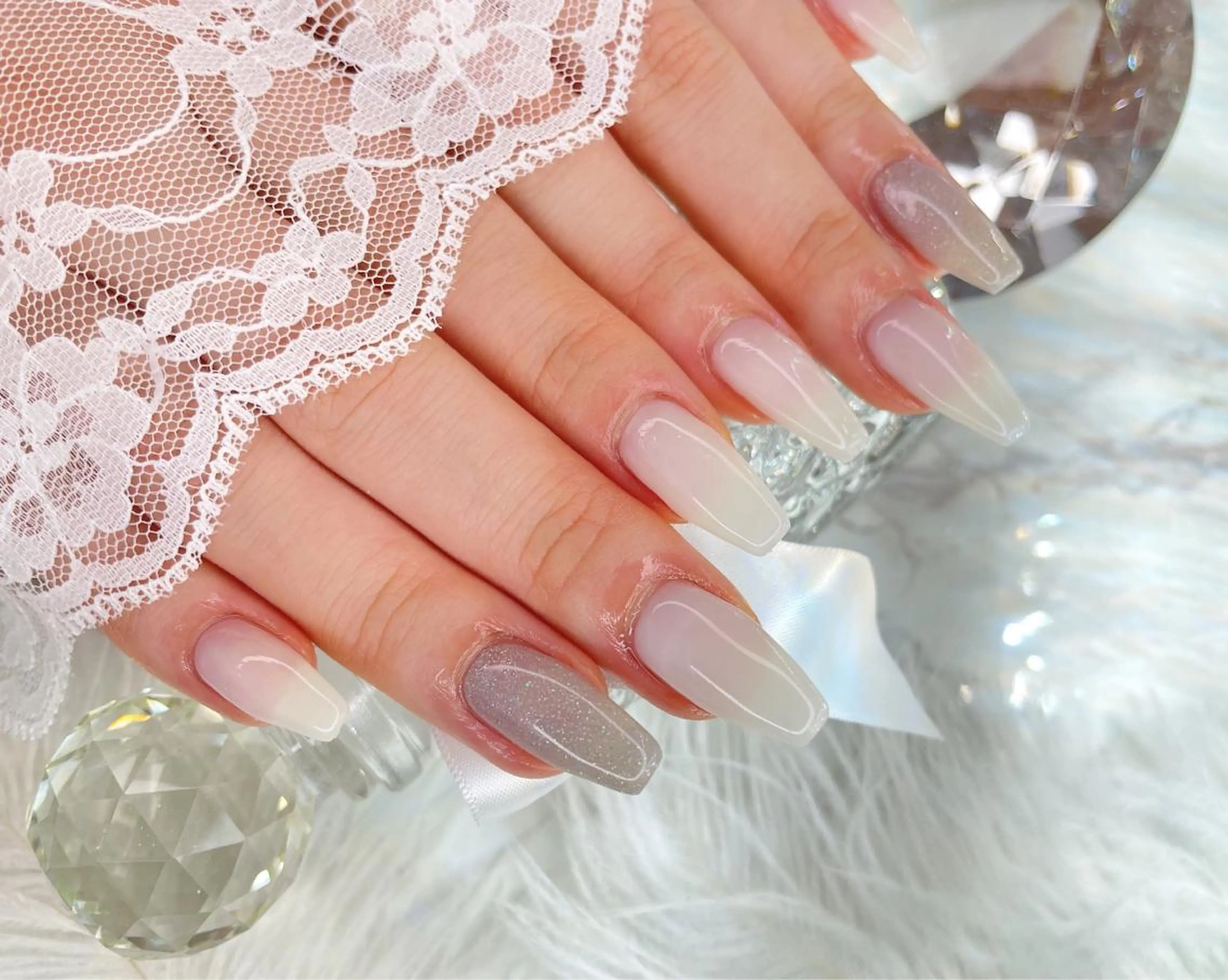 ネイル 23時まで❤︎韓国、 ワンホンネイルのネイルデザイン