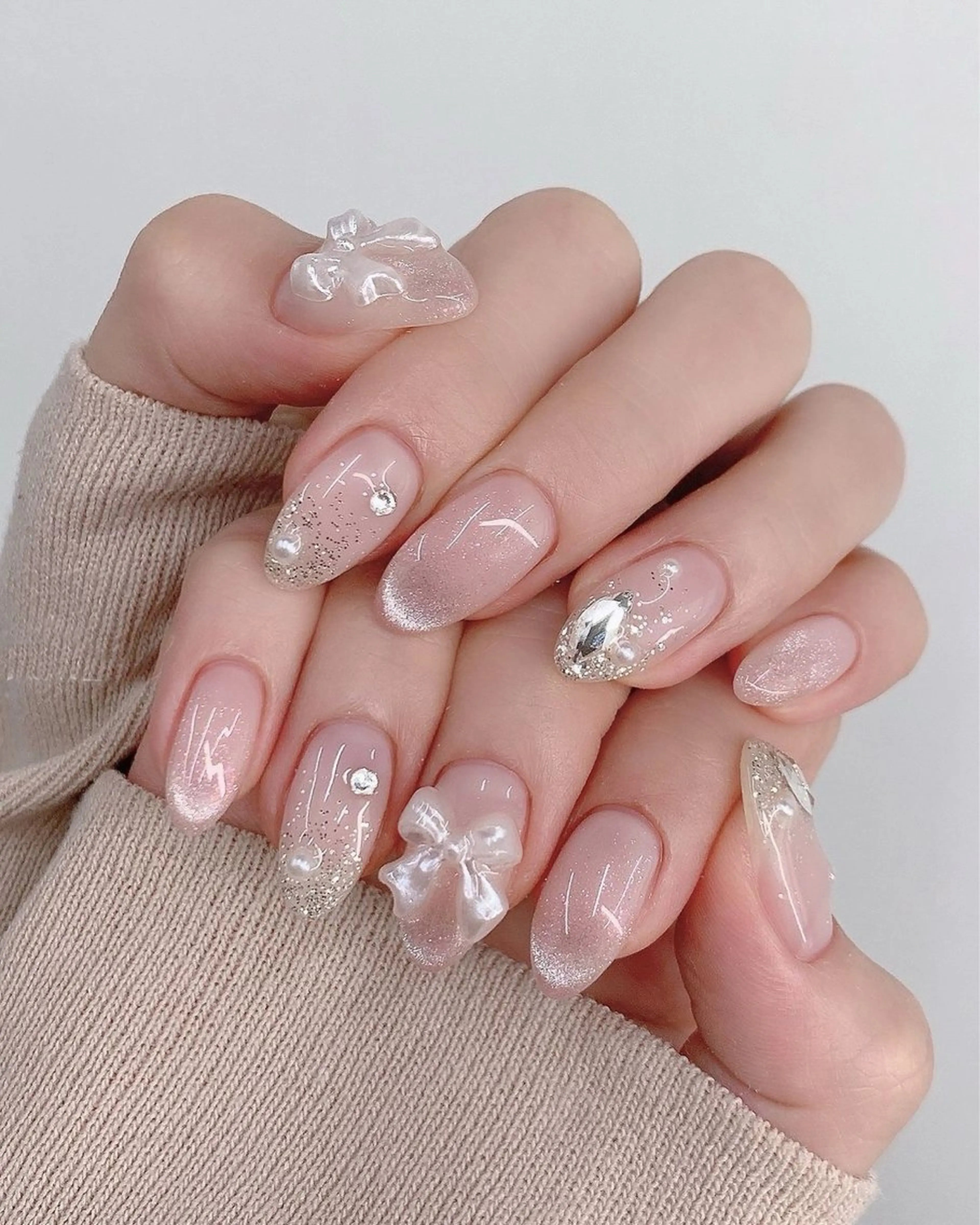 ネイル Aura Nail Maiのネイルデザイン