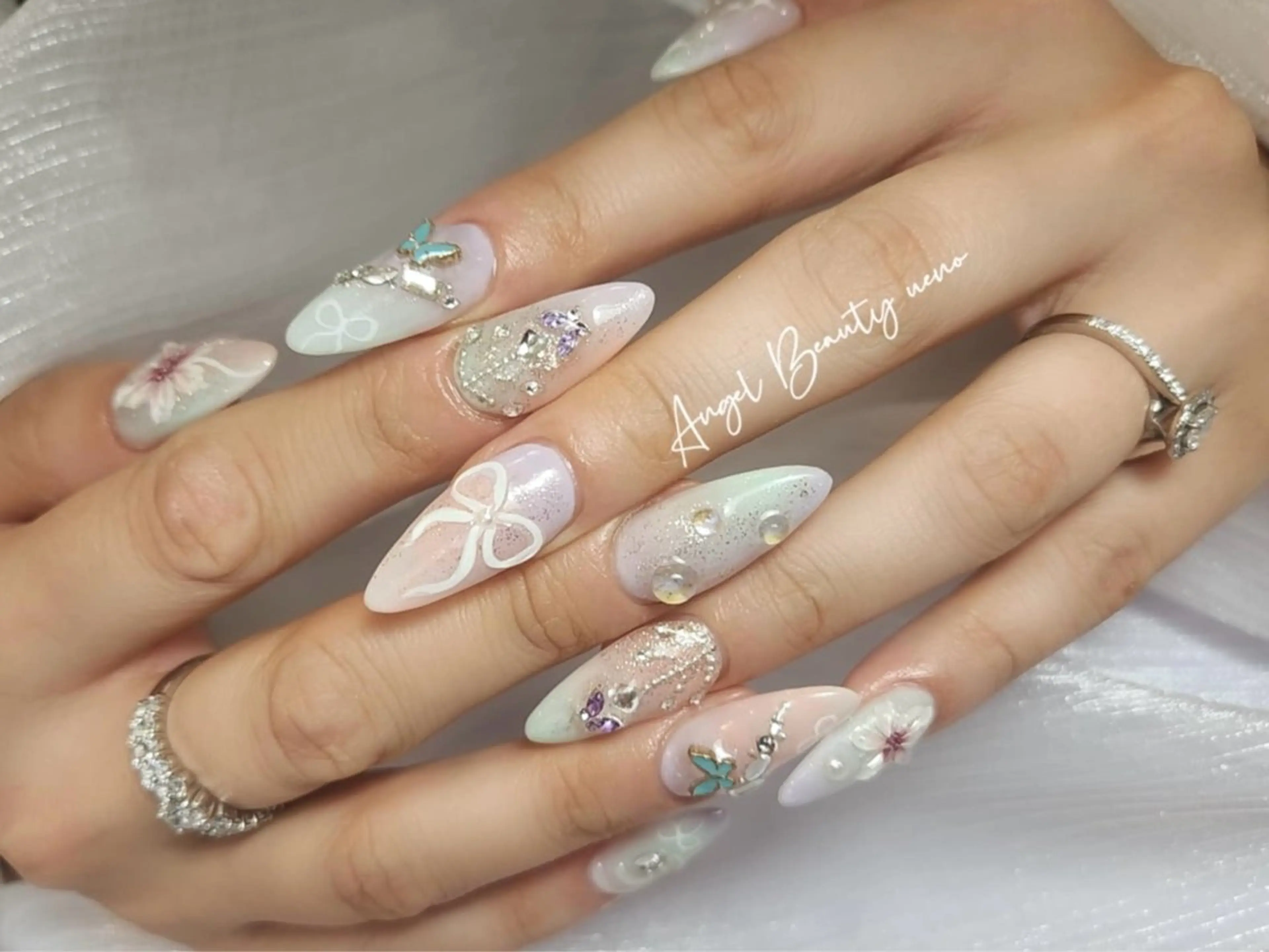 ネイル AngelBeauty上野所属・ココ Kokoのネイルデザイン