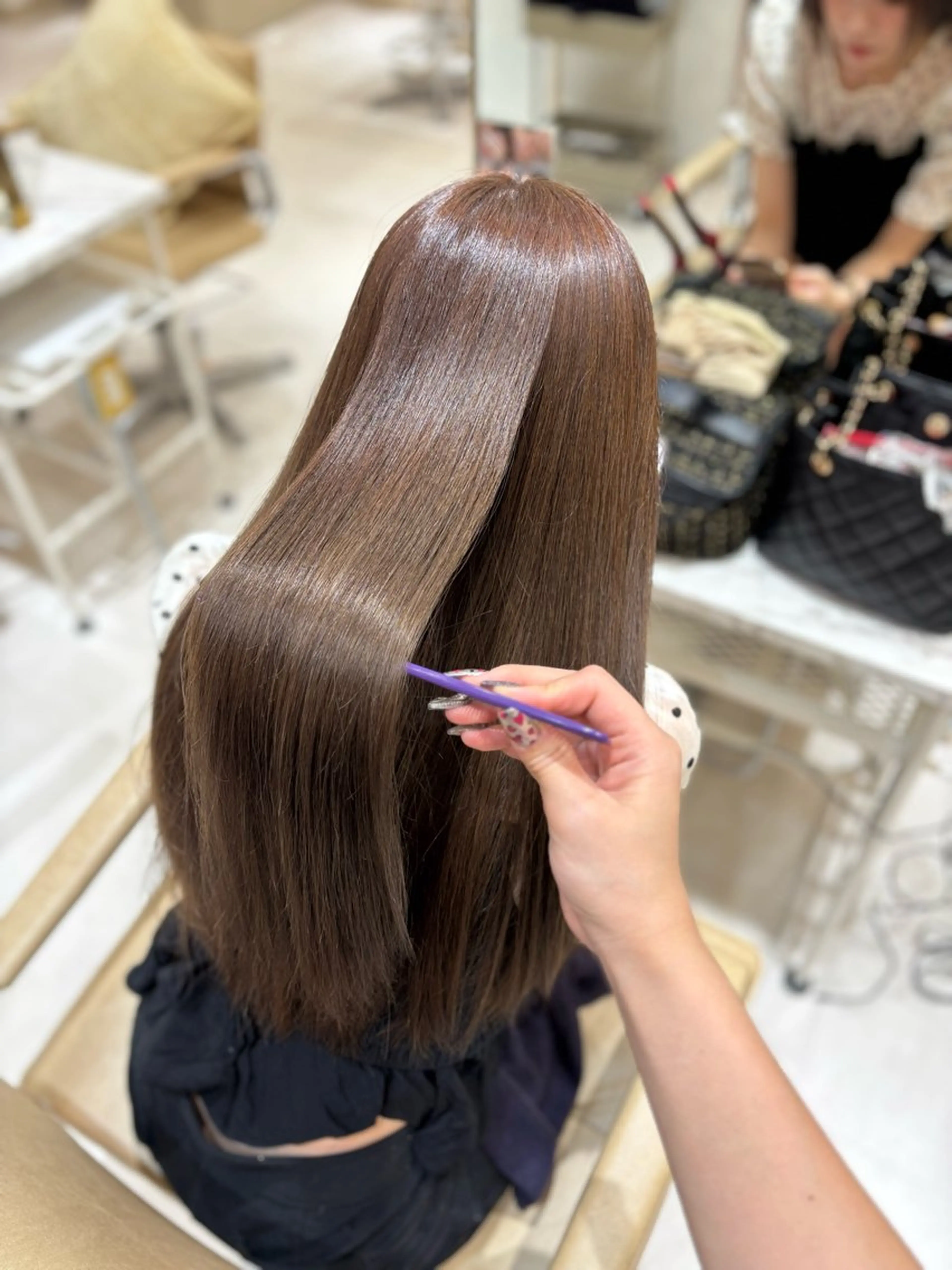 ロング りほ/顔周りカット/ レイヤーカットのヘアスタイル