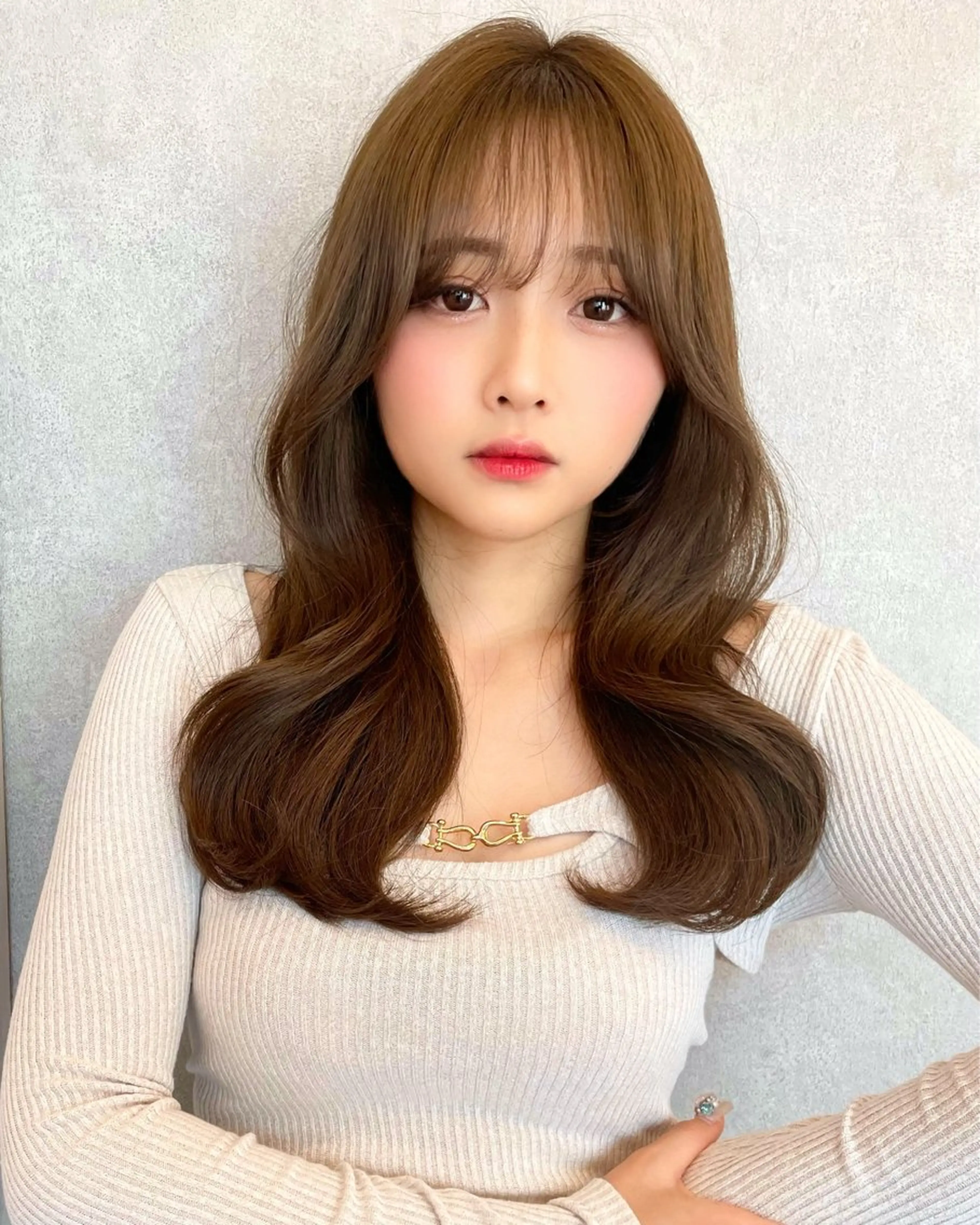 セミロング カラー ベージュカラー ブリーチ 透明感カラー ダブルカラー グレージュ カット ヘアカラー トリートメント 韓国ヘア🤍顔周り/ 髪質改善✨/林遼一郎のヘアスタイル