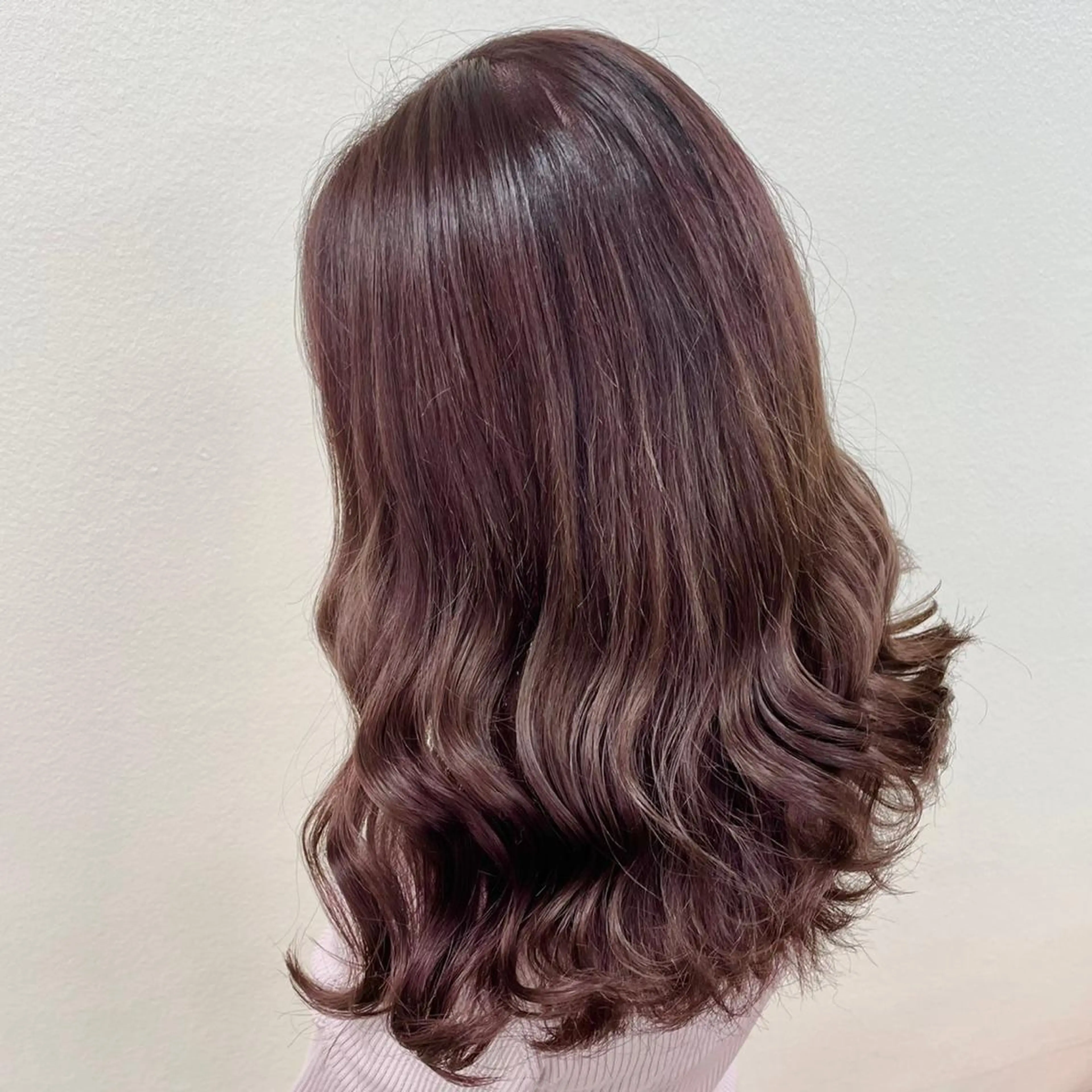 セミロング カラー ヘアアレンジ 🤍韓国ヘア特化 🤍力丸🤍のヘアスタイル