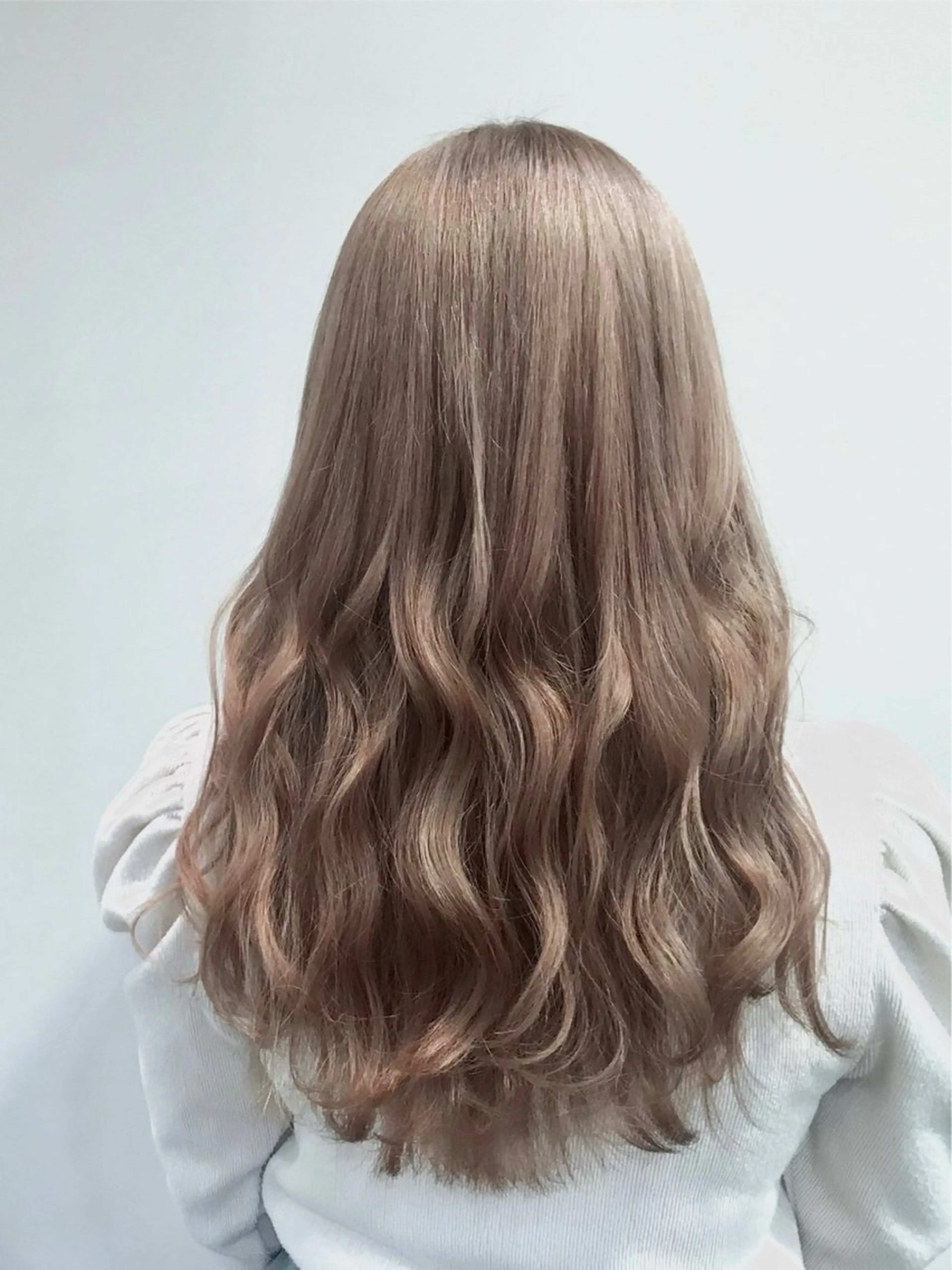 ロング カラー 針池 和楽のヘアスタイル