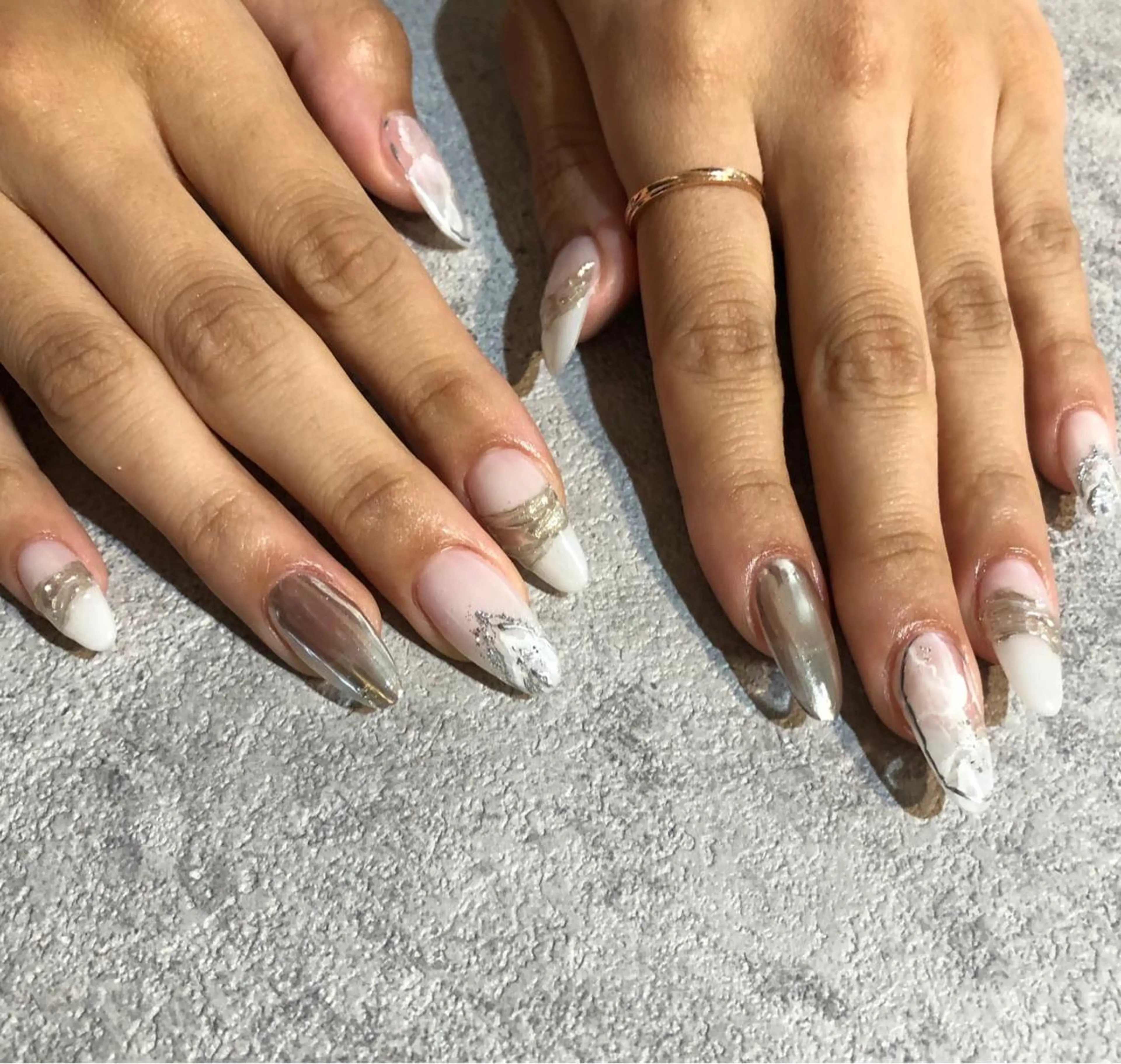 ネイル ホワイト _white 上本町店のネイルデザイン