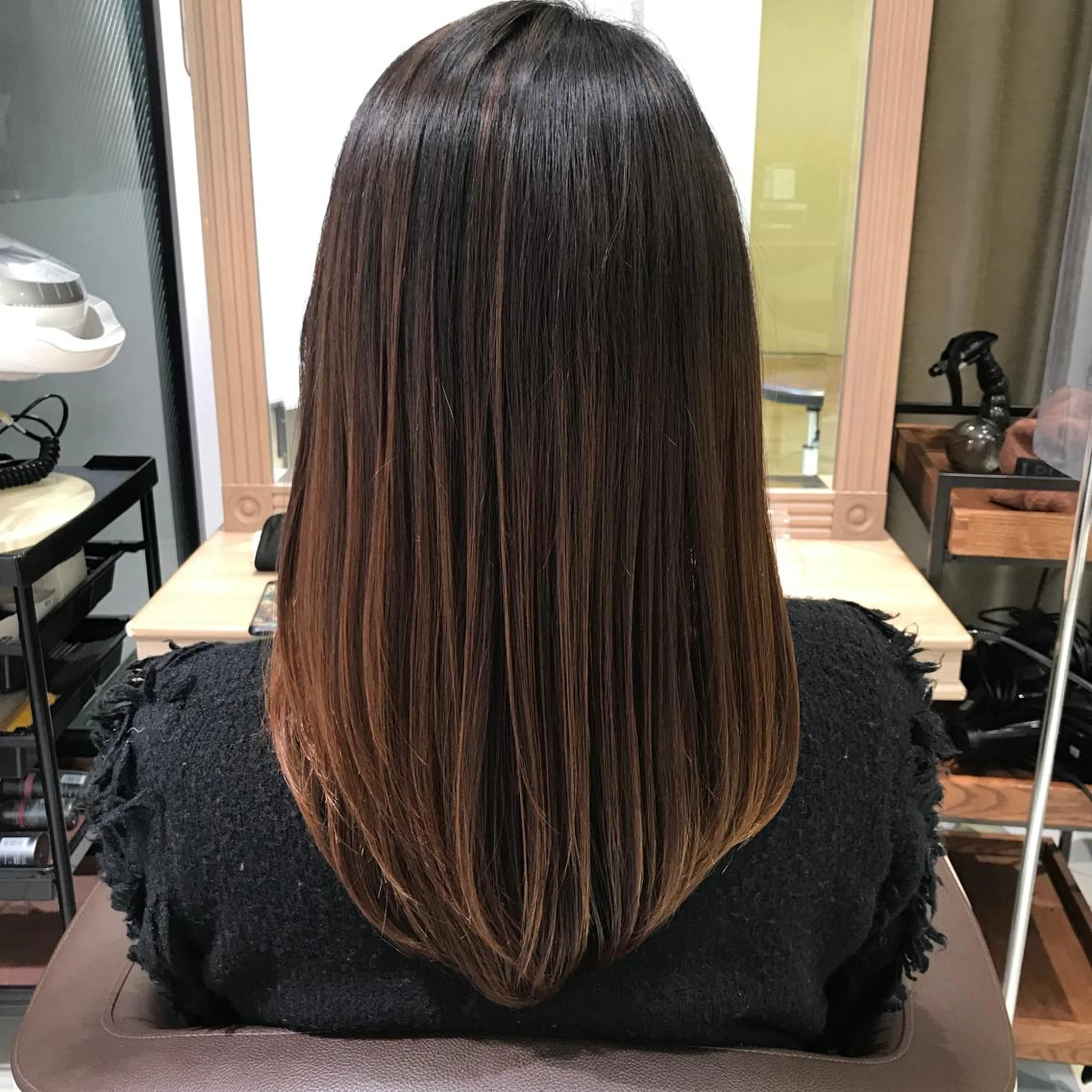 セミロング カラー メンズ特化/ パーマChihoのヘアスタイル