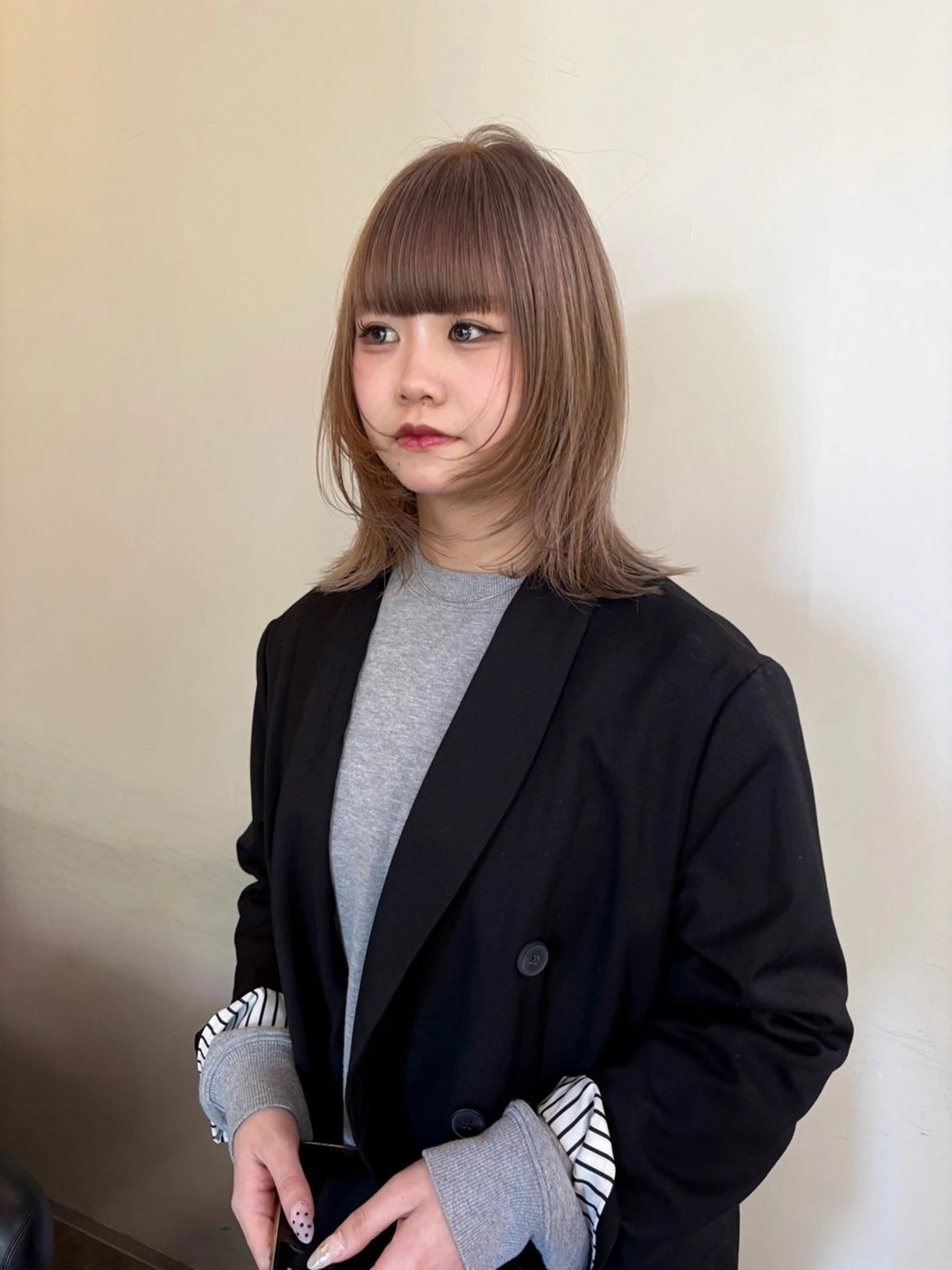 カラー ヘアカラー ハイトーン レイヤー🎀meiのヘアスタイル