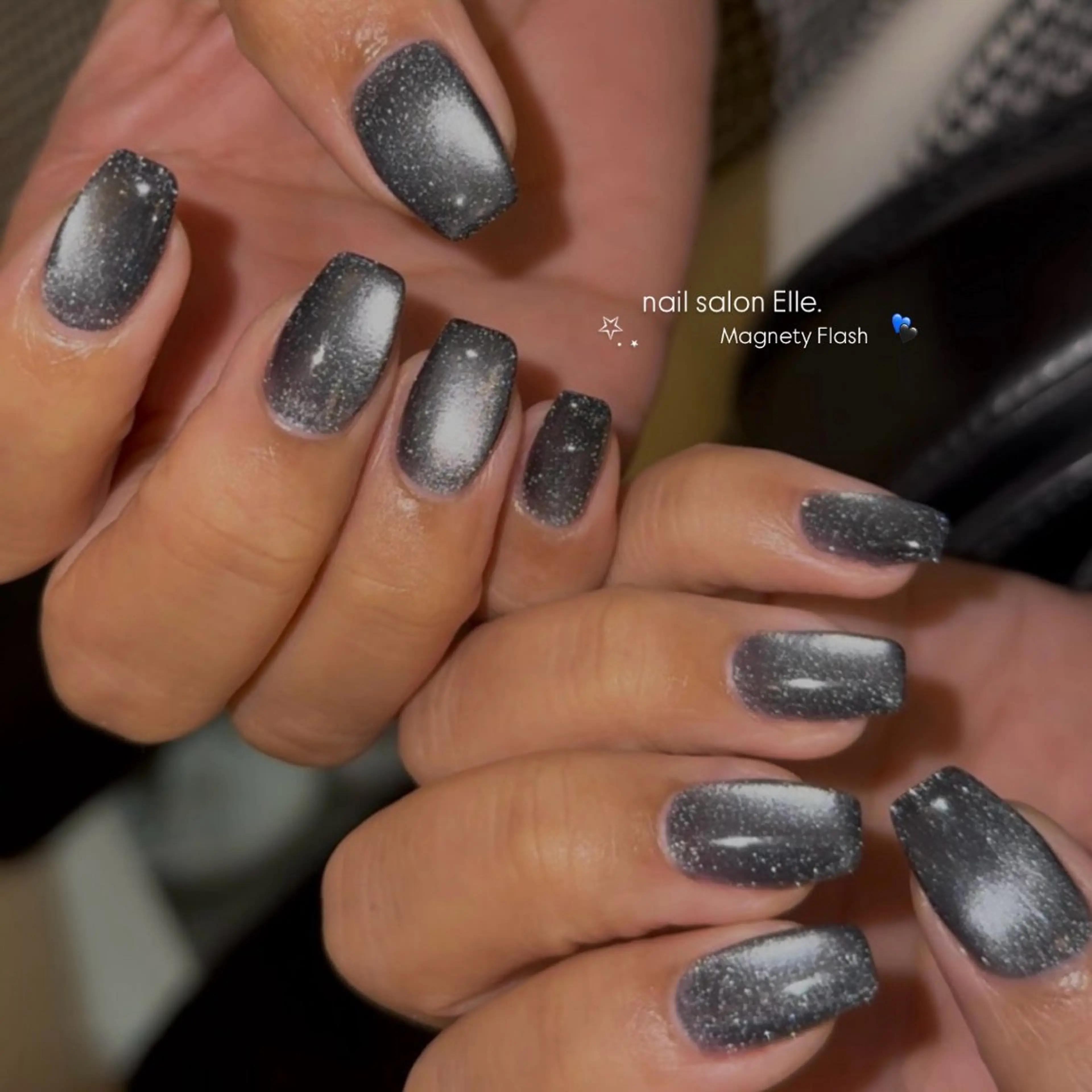 ネイル フラッシュネイル キラキラネイル マグネットネイル Elle.所属・Elle. HINATAのネイルデザイン