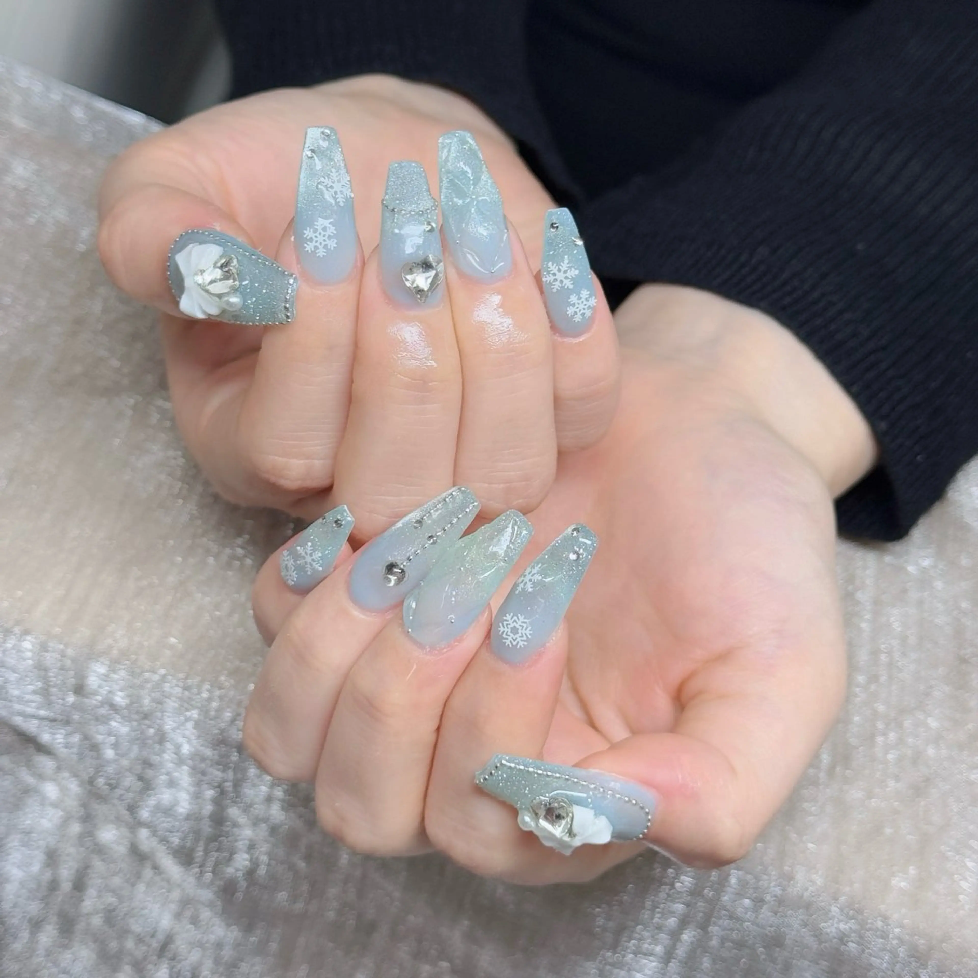 ネイル ロングネイル マグネットネイル リボン 夏ネイル スーパーロングネイル ハンドネイル Hani Nail XUKAのネイルデザイン