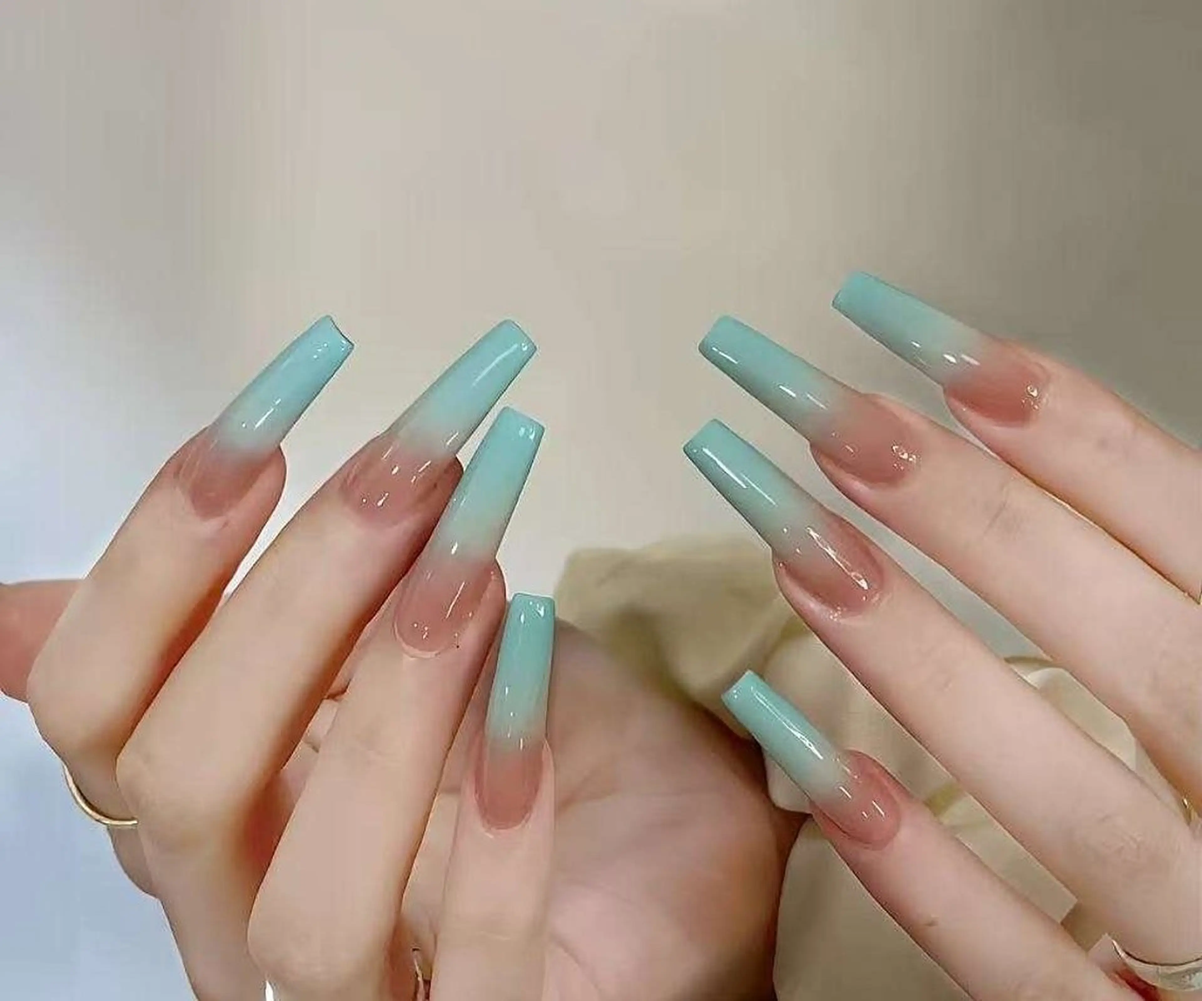 ネイル フラワーネイル フレンチネイル ジェルネイル ガラスフレンチ ハート ハンドネイル Oomiya 服部のネイルデザイン