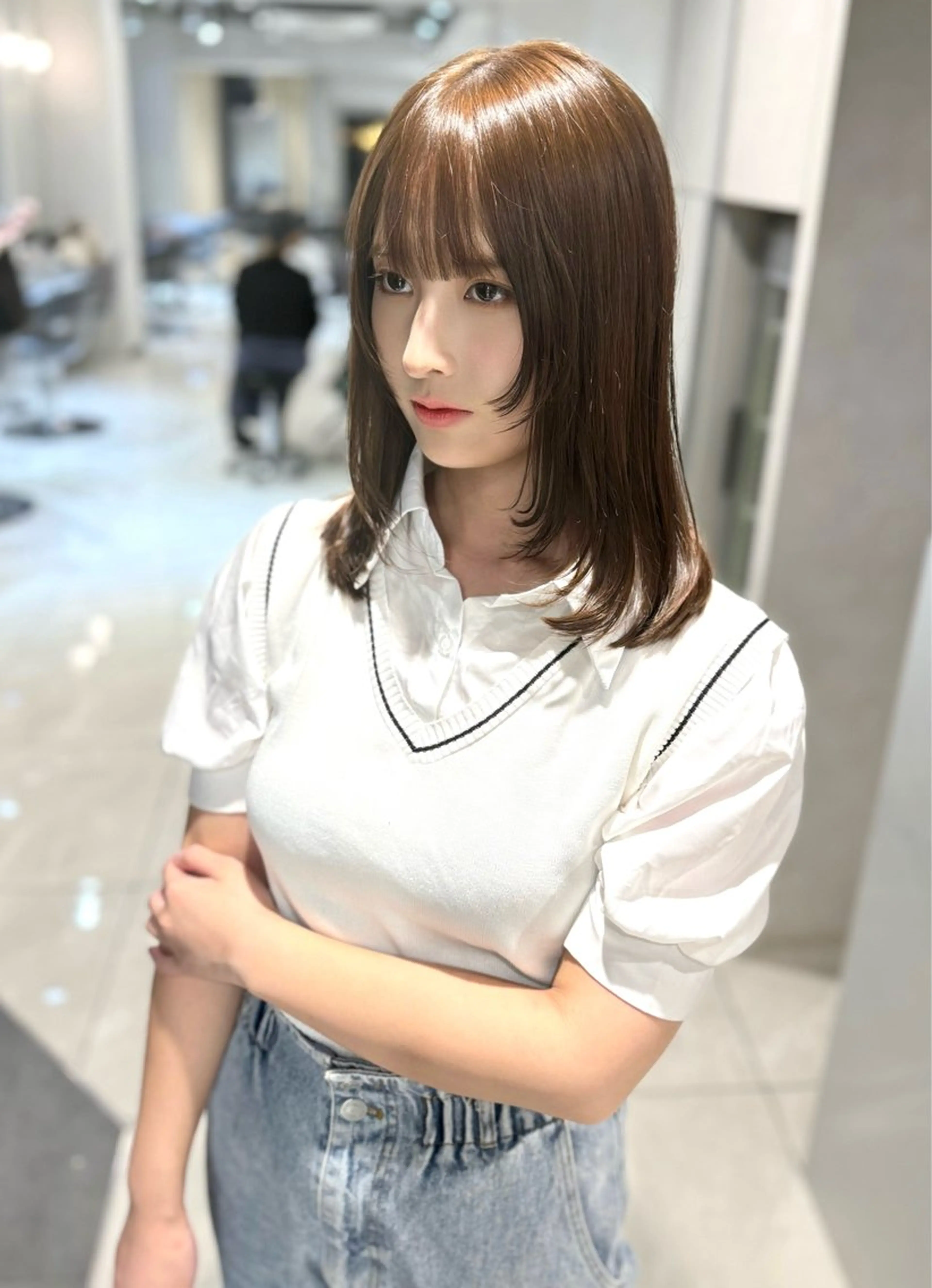 ミディアム カラー カット ヘアカラー トリートメント ハッシュカット レイヤー池袋のヘアスタイル