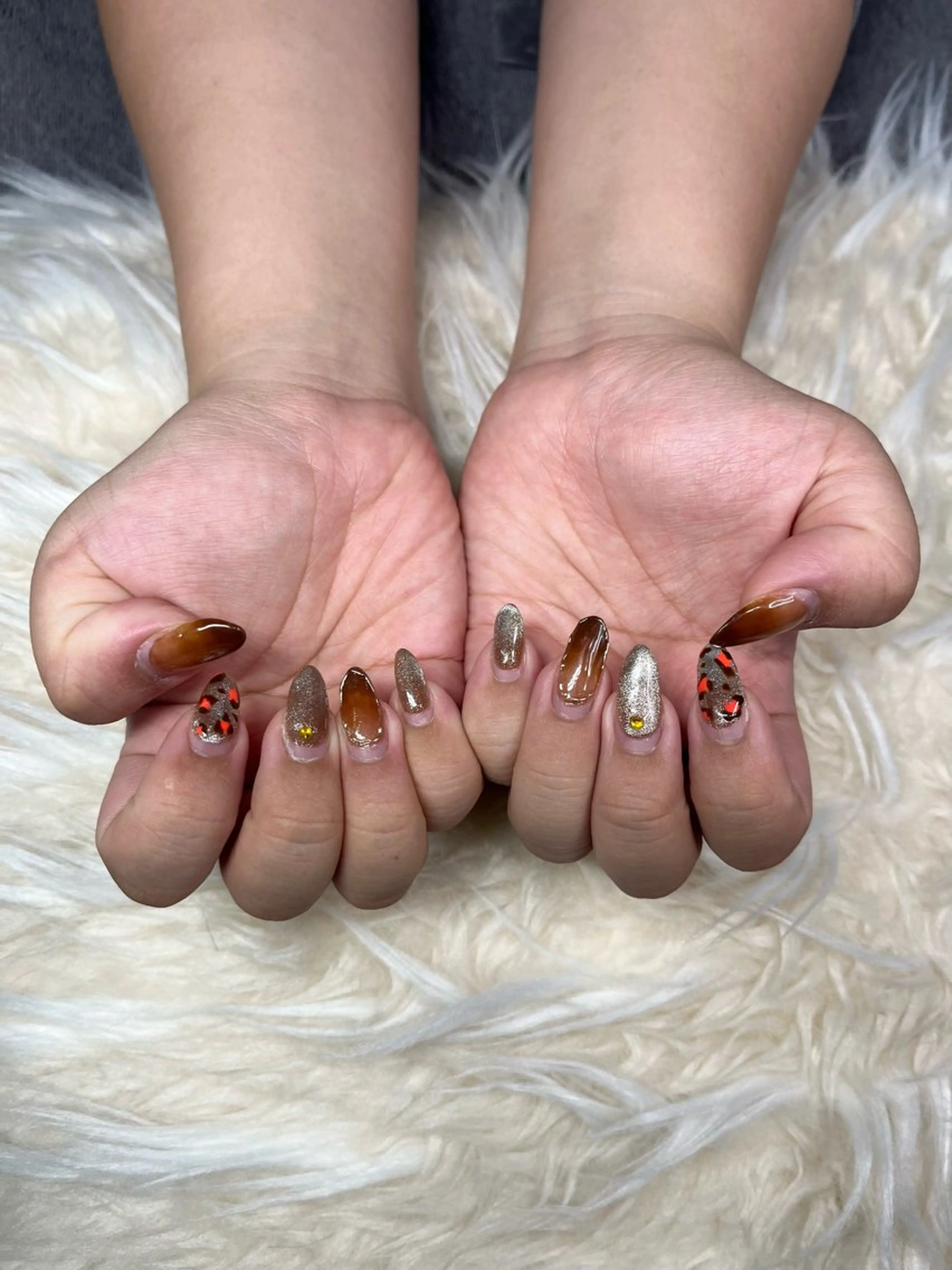 ネイル nailroom HARU.のネイルデザイン