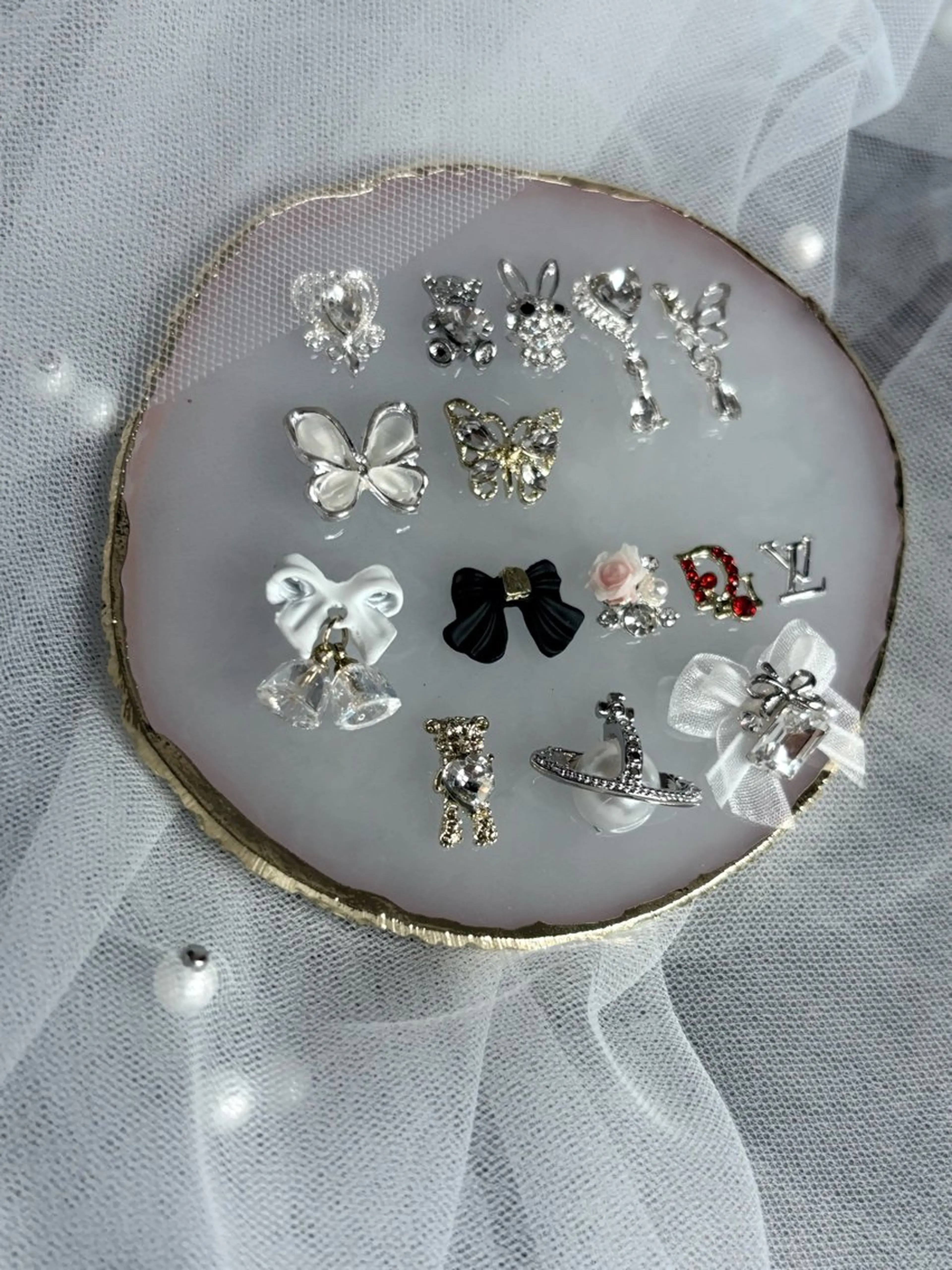 ネイル 💐Lumière 🩵かわちゃん💅のネイルデザイン