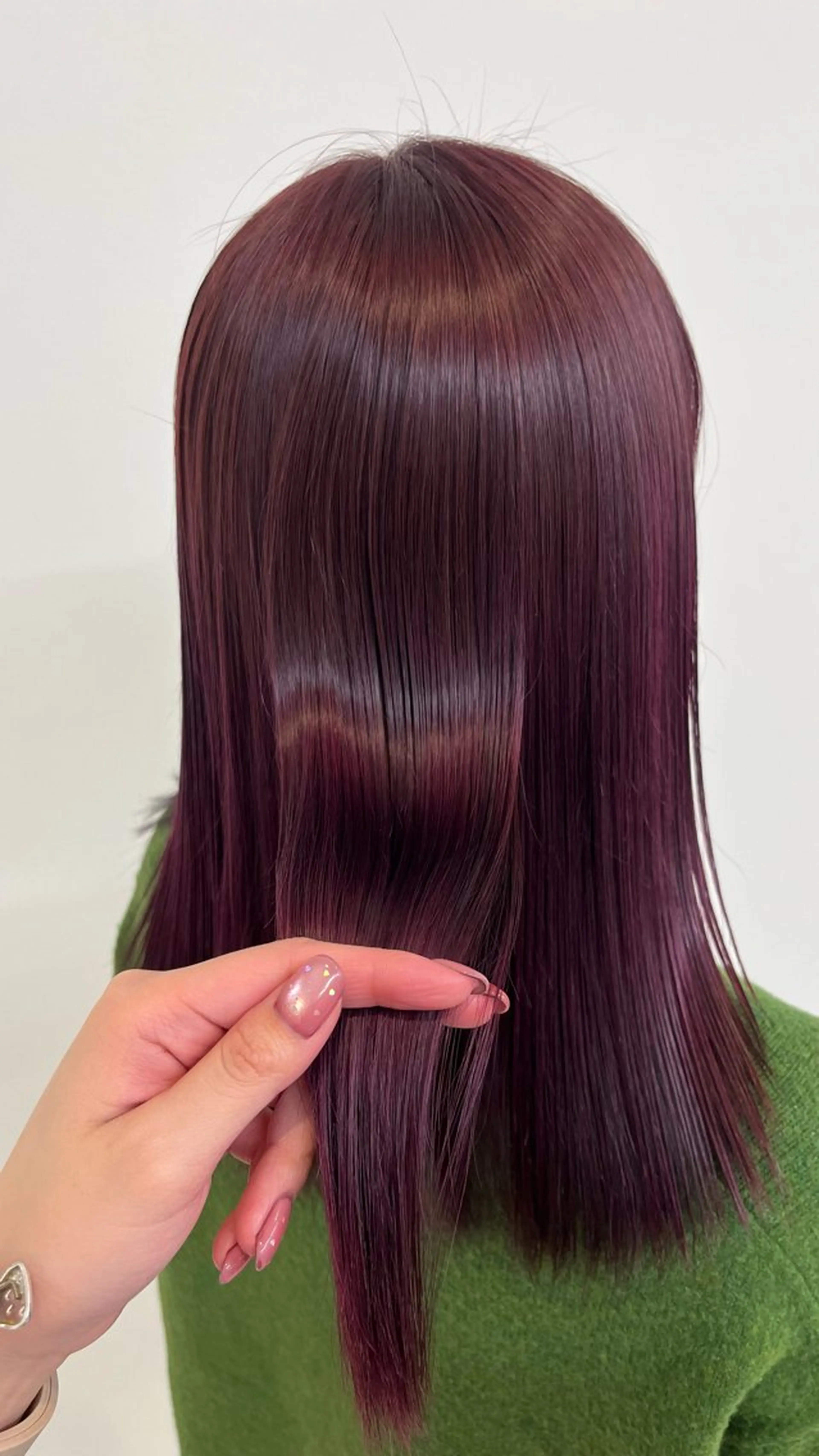 カラー ラベンダーカラー ラベンダーピンク ピンクカラー ルプラボウ 鈴木 莉菜のヘアスタイル