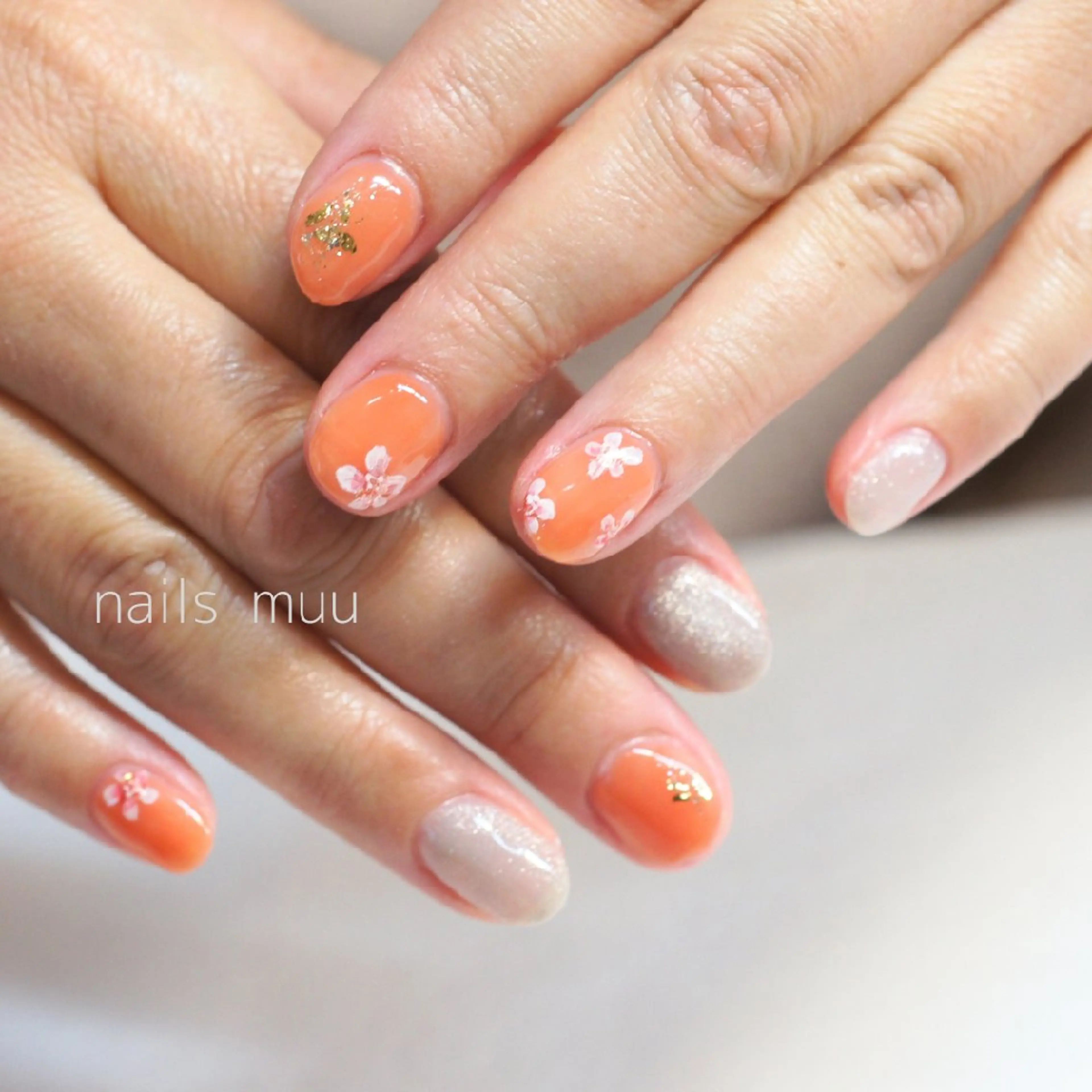 ネイル 桜ネイル フラワーネイル ピンク ショートネイル 春ネイル ハンドネイル nails muu まゆのネイルデザイン