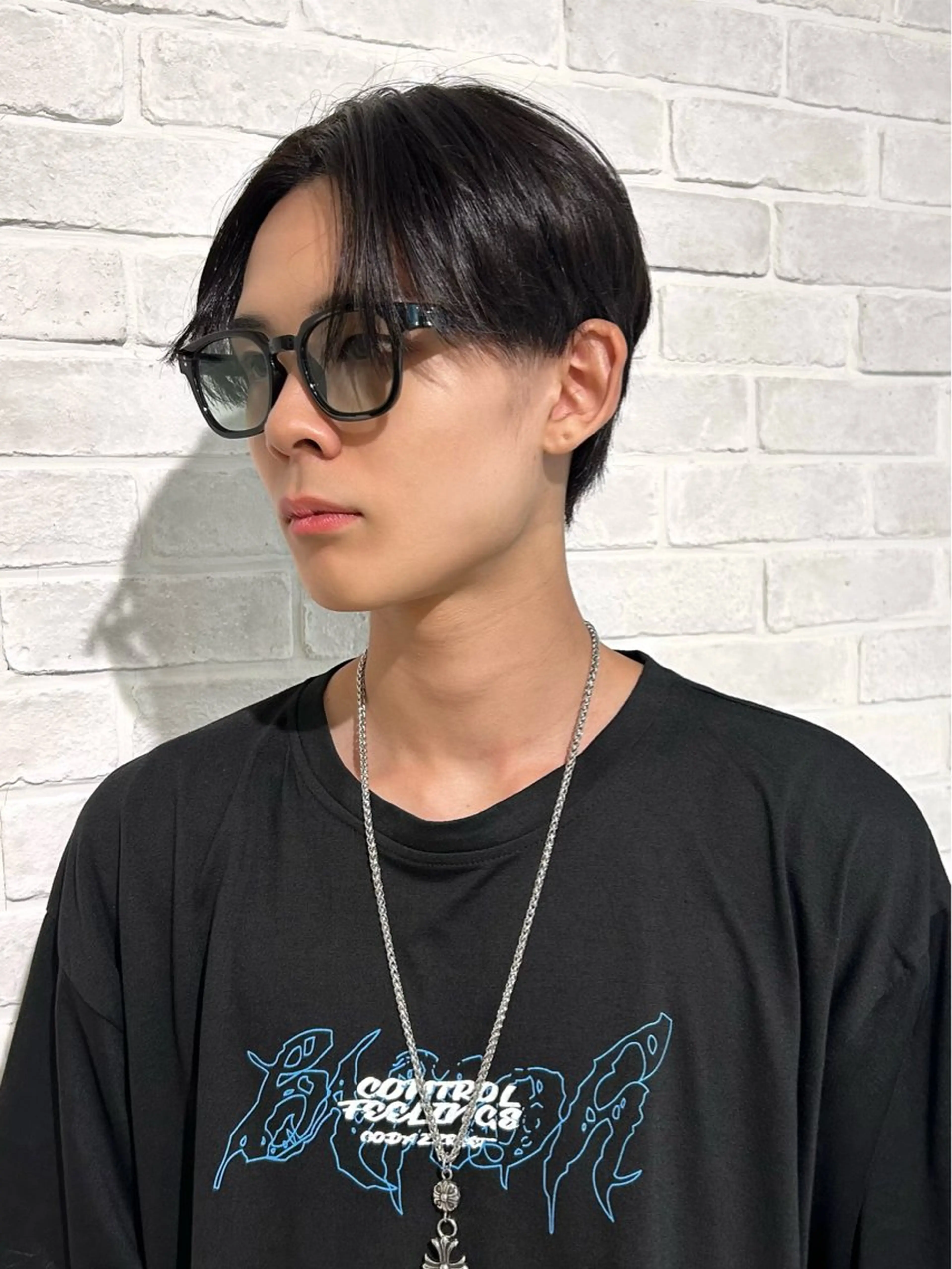 メンズ マッシュ 刈り上げ カット col oodori所属・宮川 あかりのヘアスタイル