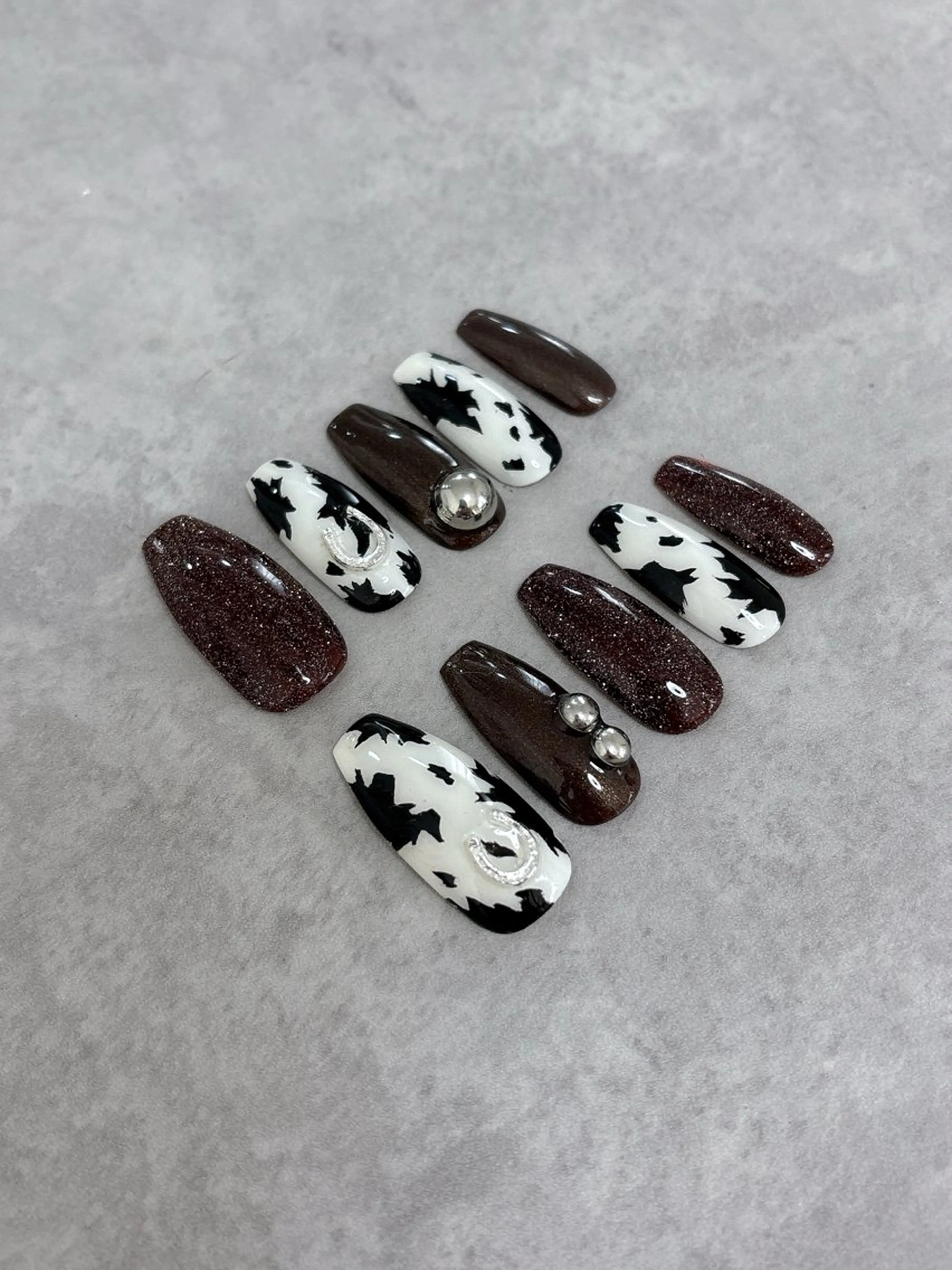 ネイル ハンドネイル ハンドケア Lilly Co.のネイルデザイン