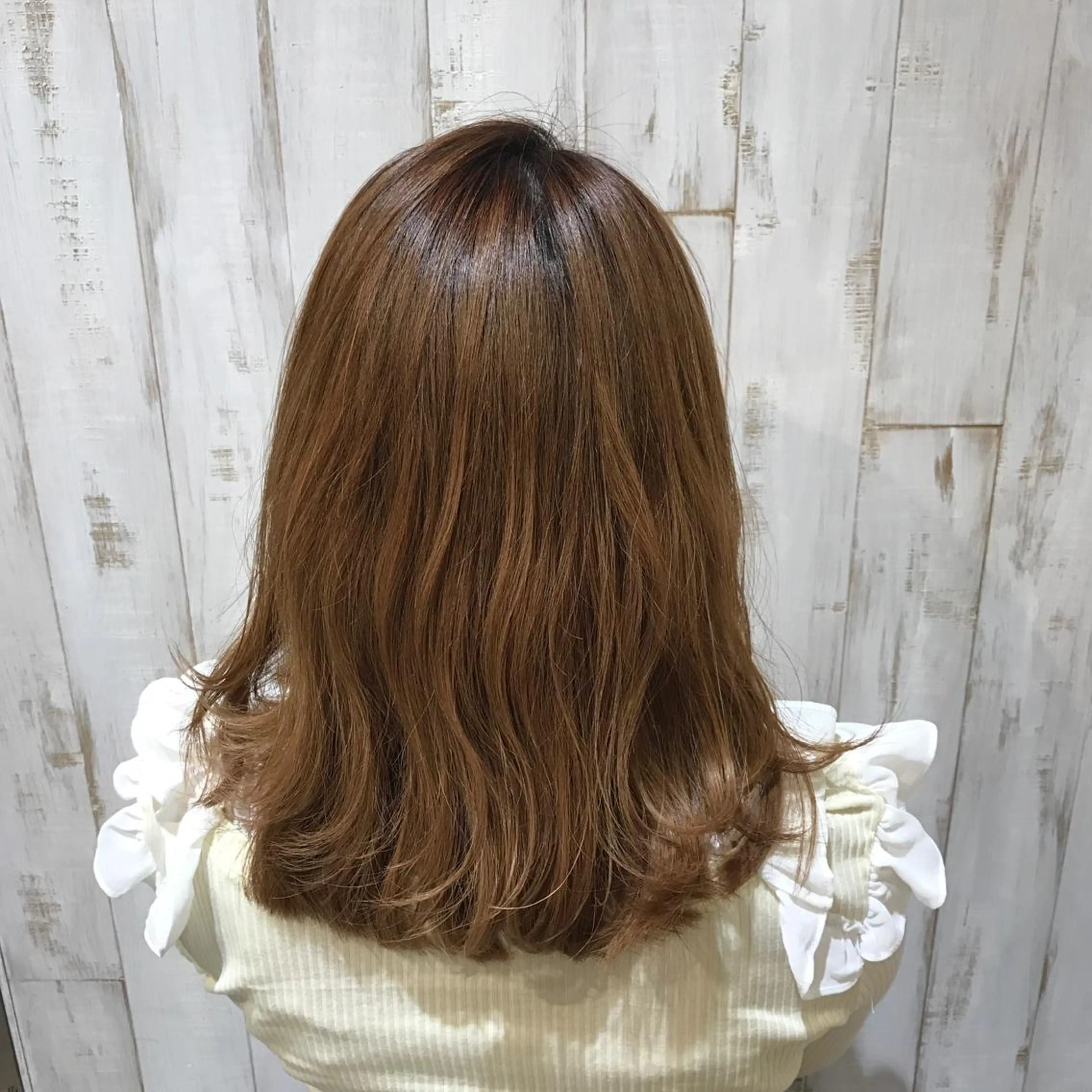 ミディアム 庄司 美佑樹のヘアスタイル