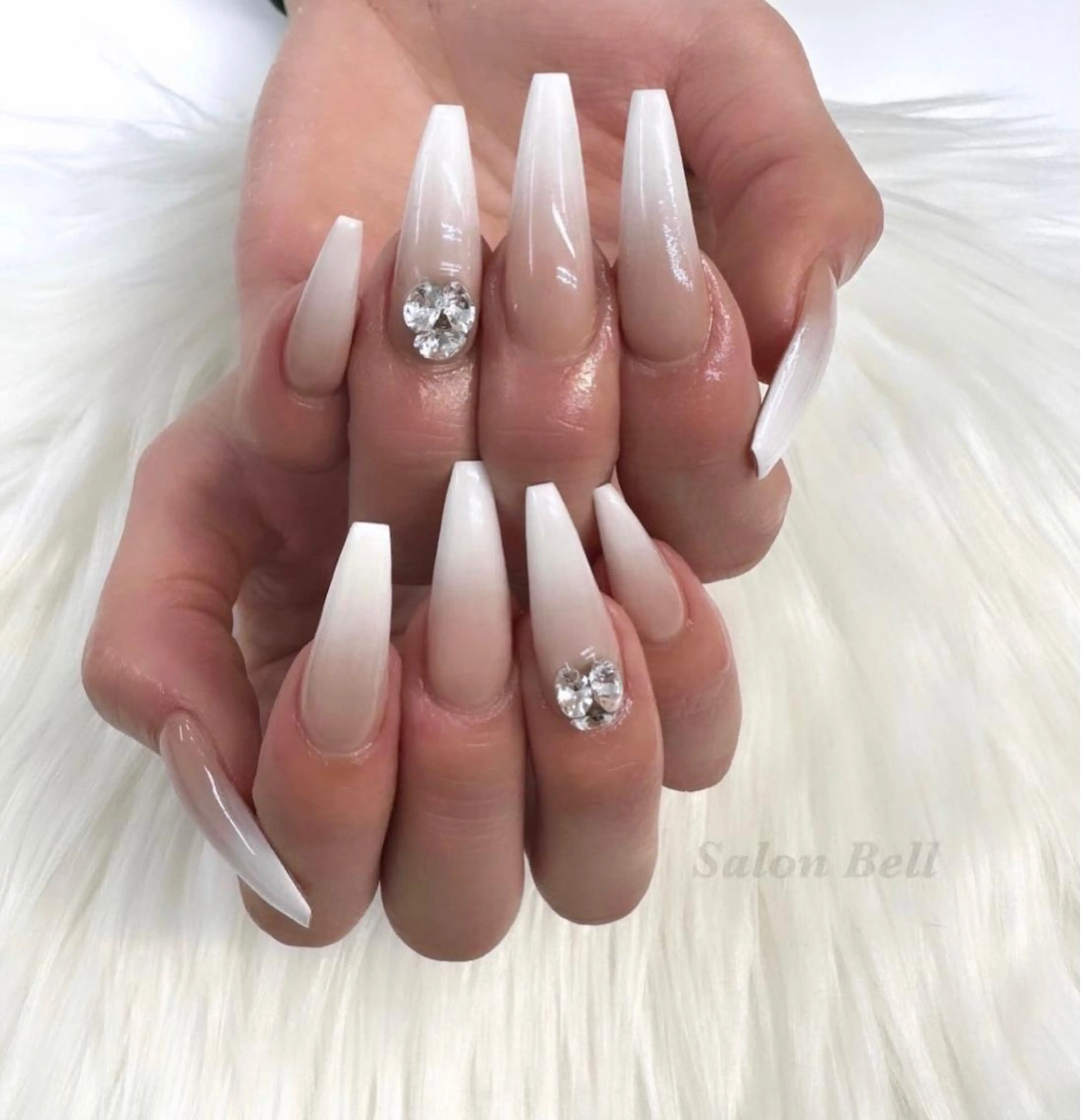 ネイル ワンカラーネイル ハンドネイル Bell 富田林店 SAYAKAのネイルデザイン