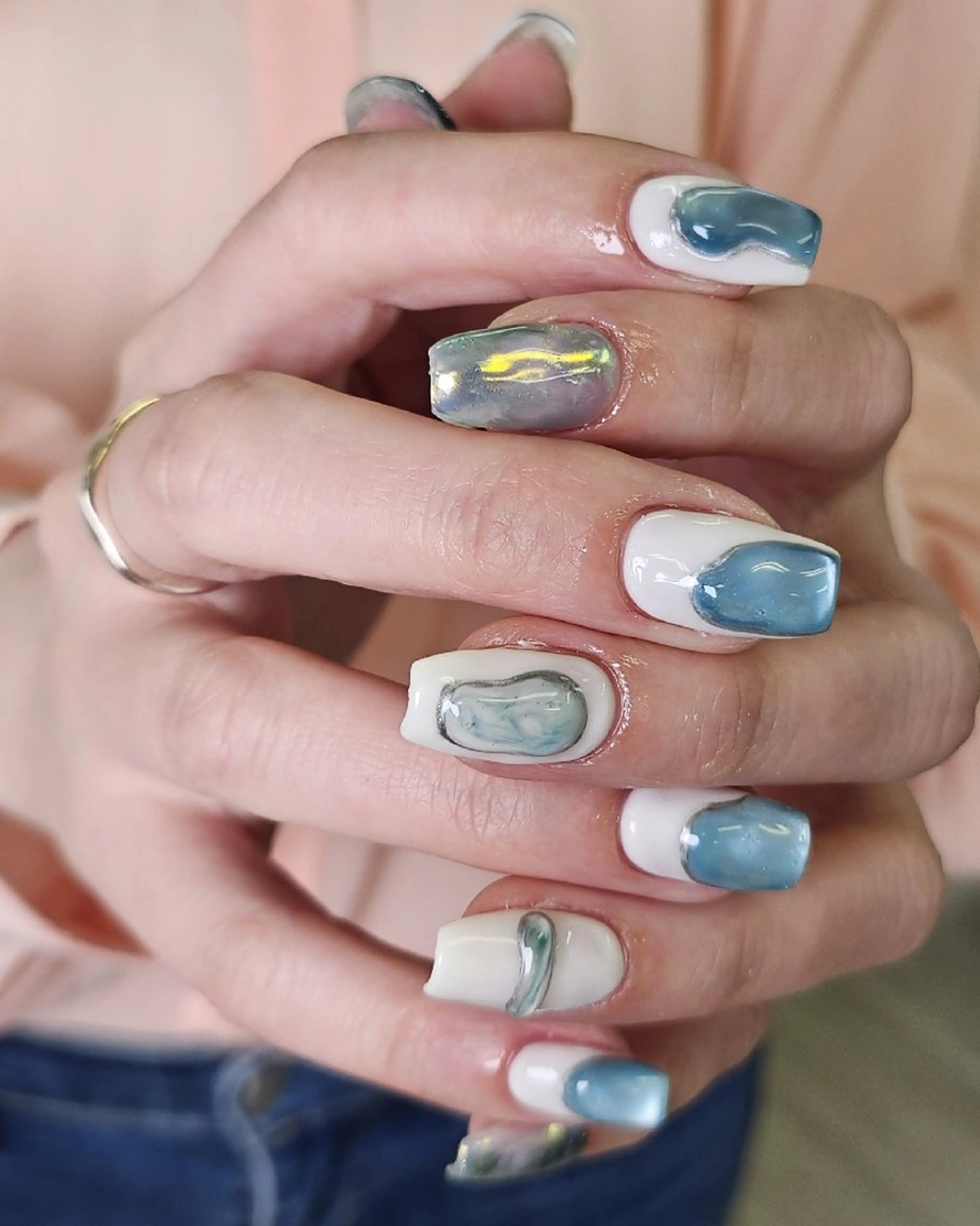 ネイル ニュアンスネイル Becolorful渋谷所属・Dali🌙 NATSUKIのネイルデザイン