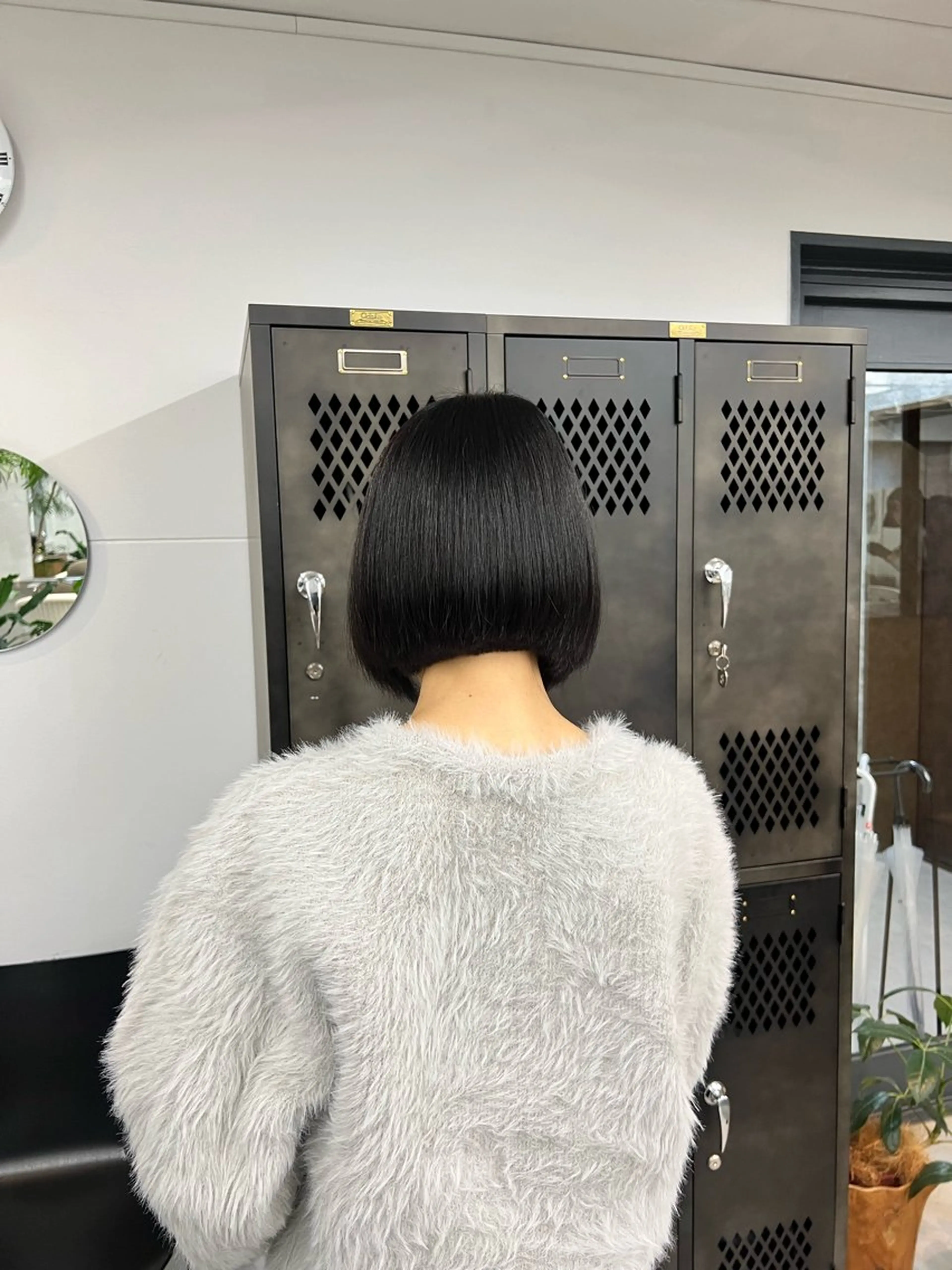 ミディアム INORI /フェイスレイヤーのヘアスタイル