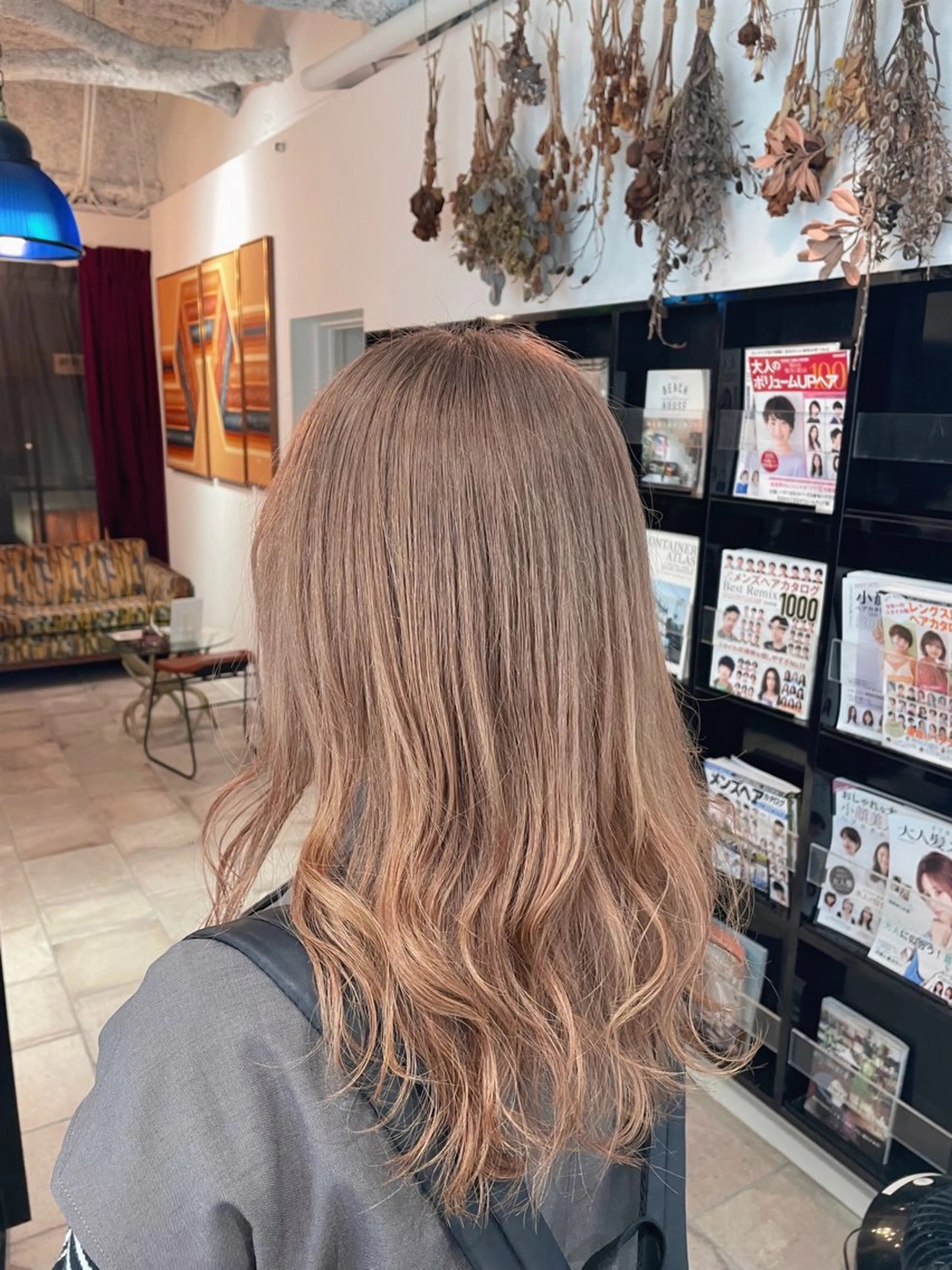 ロング カラー ヘアカラー トリートメント 🍒新家 さくら🍒のヘアスタイル