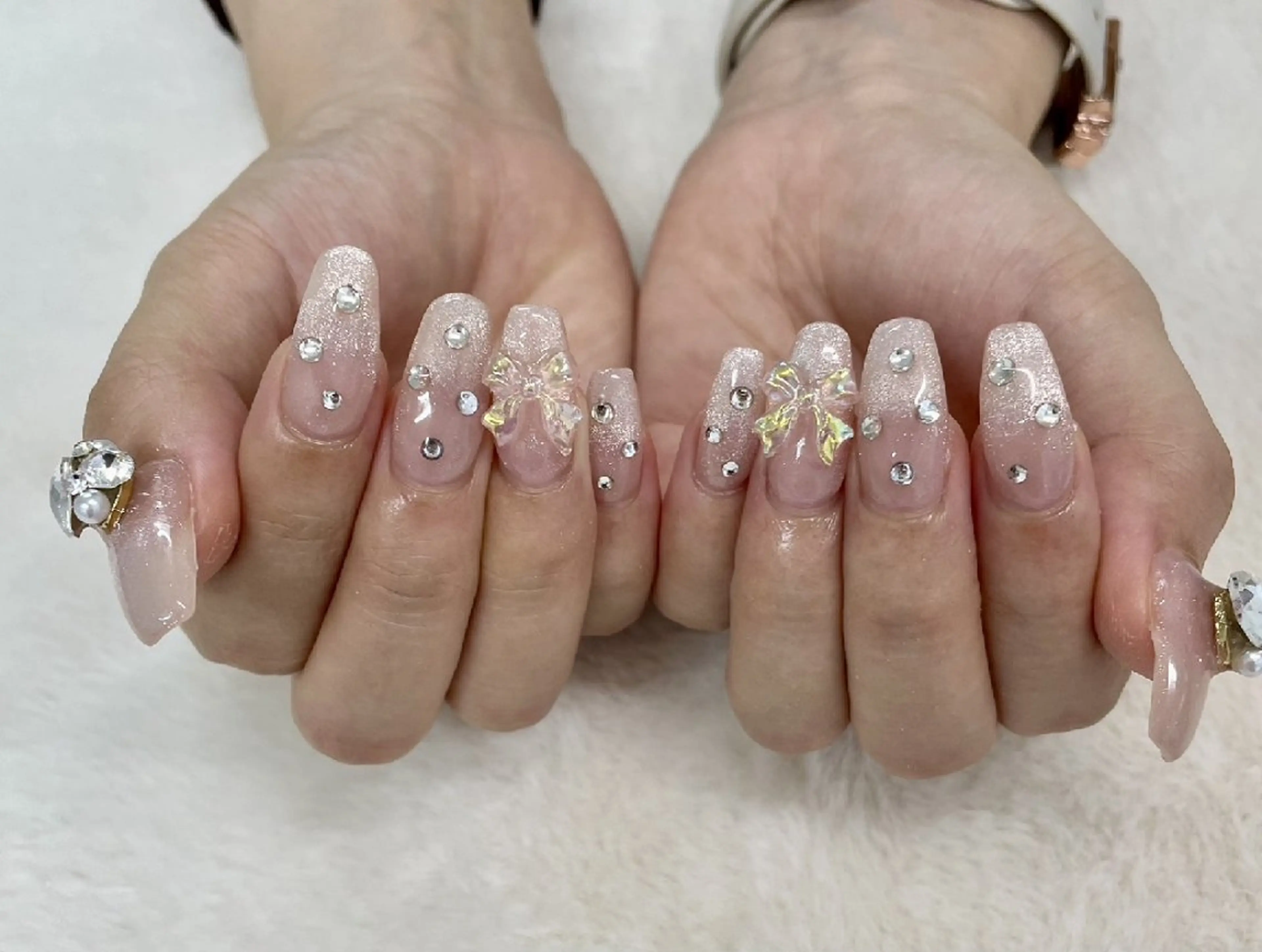 ネイル キラキラネイル マグネットネイル ワンホンネイル ハンドネイル ハンドケア 心斎橋Salon Epokkuのネイルデザイン