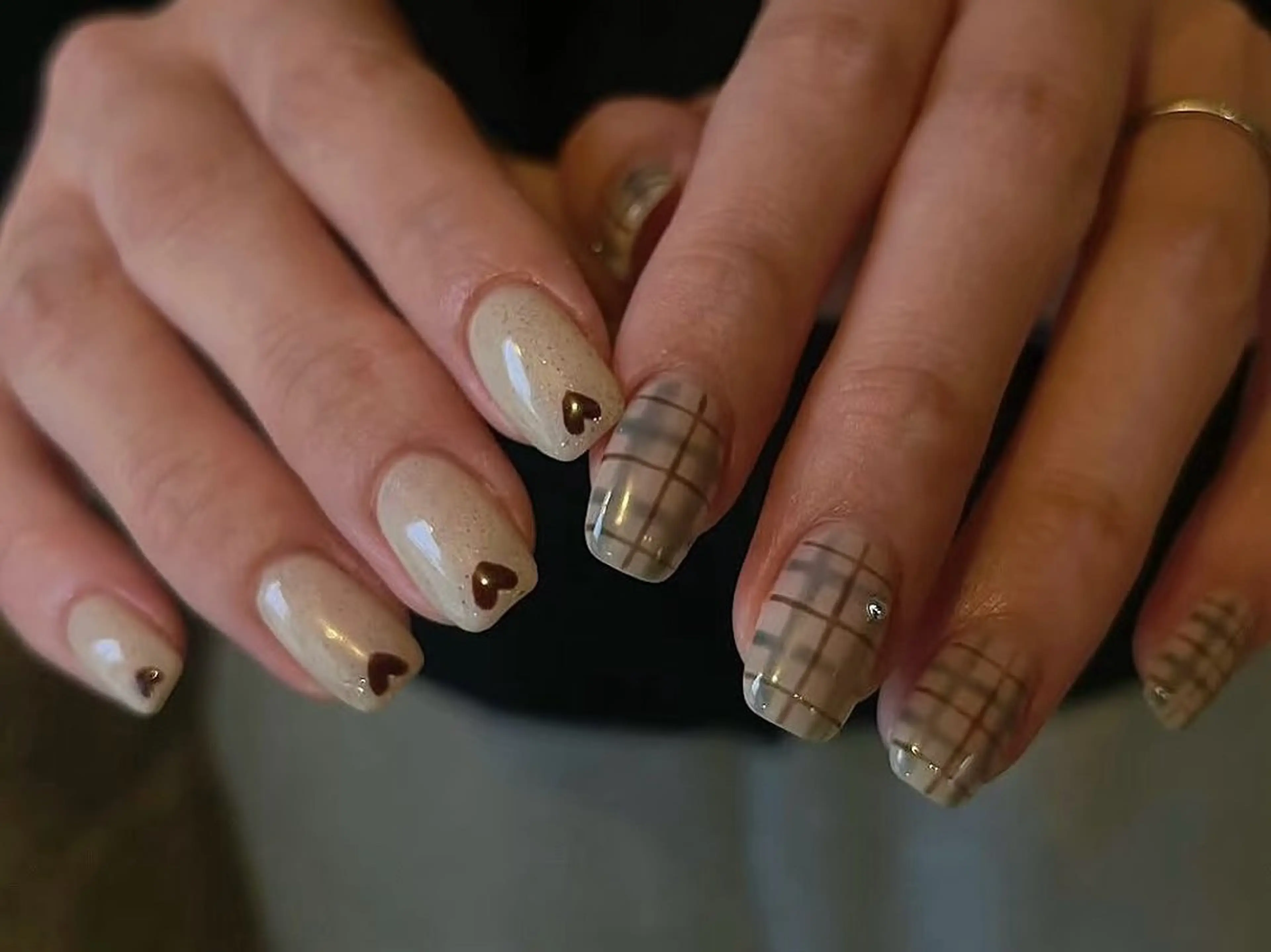 ネイル オーロラネイル 長さ出し フレンチネイル ジェルネイル ガラスフレンチ ハンドネイル Rela・S NAILのネイルデザイン