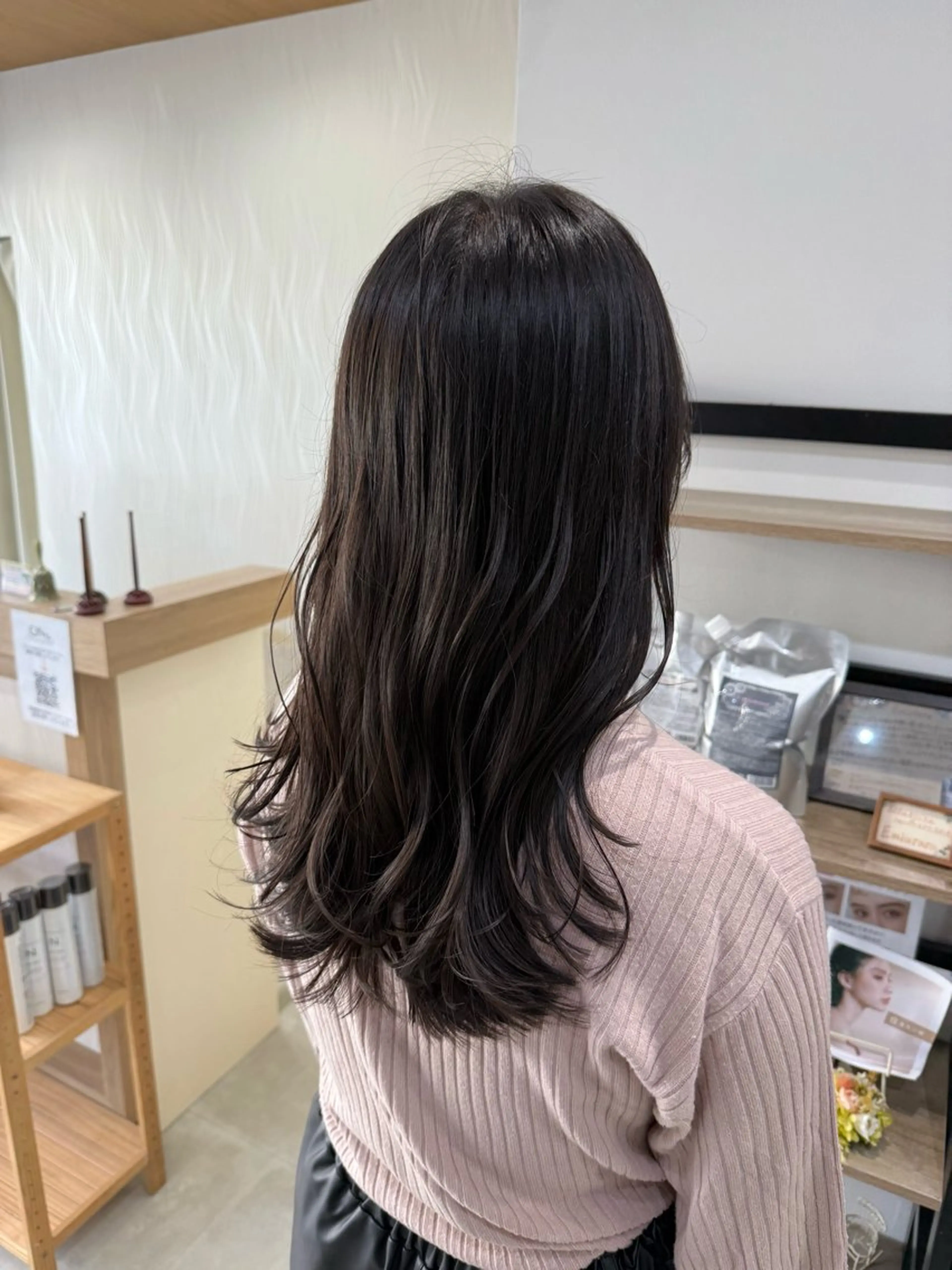 ロング 島 歩那のヘアスタイル